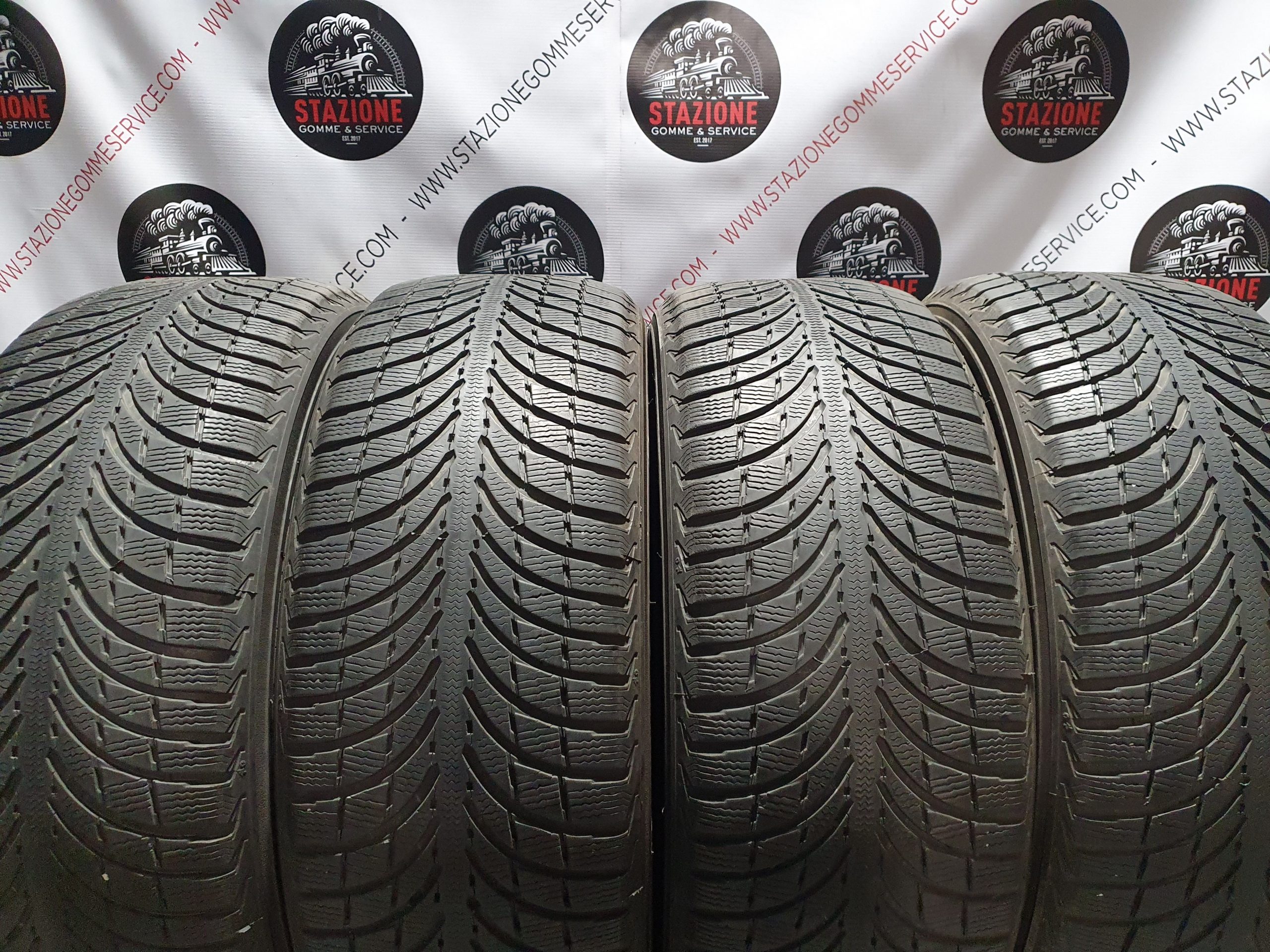 Pneumatico - Gomme invernali usate MICHELIN 235/55 R19 Pneumatico - Gomme invernali usate MICHELIN 235/55 R19