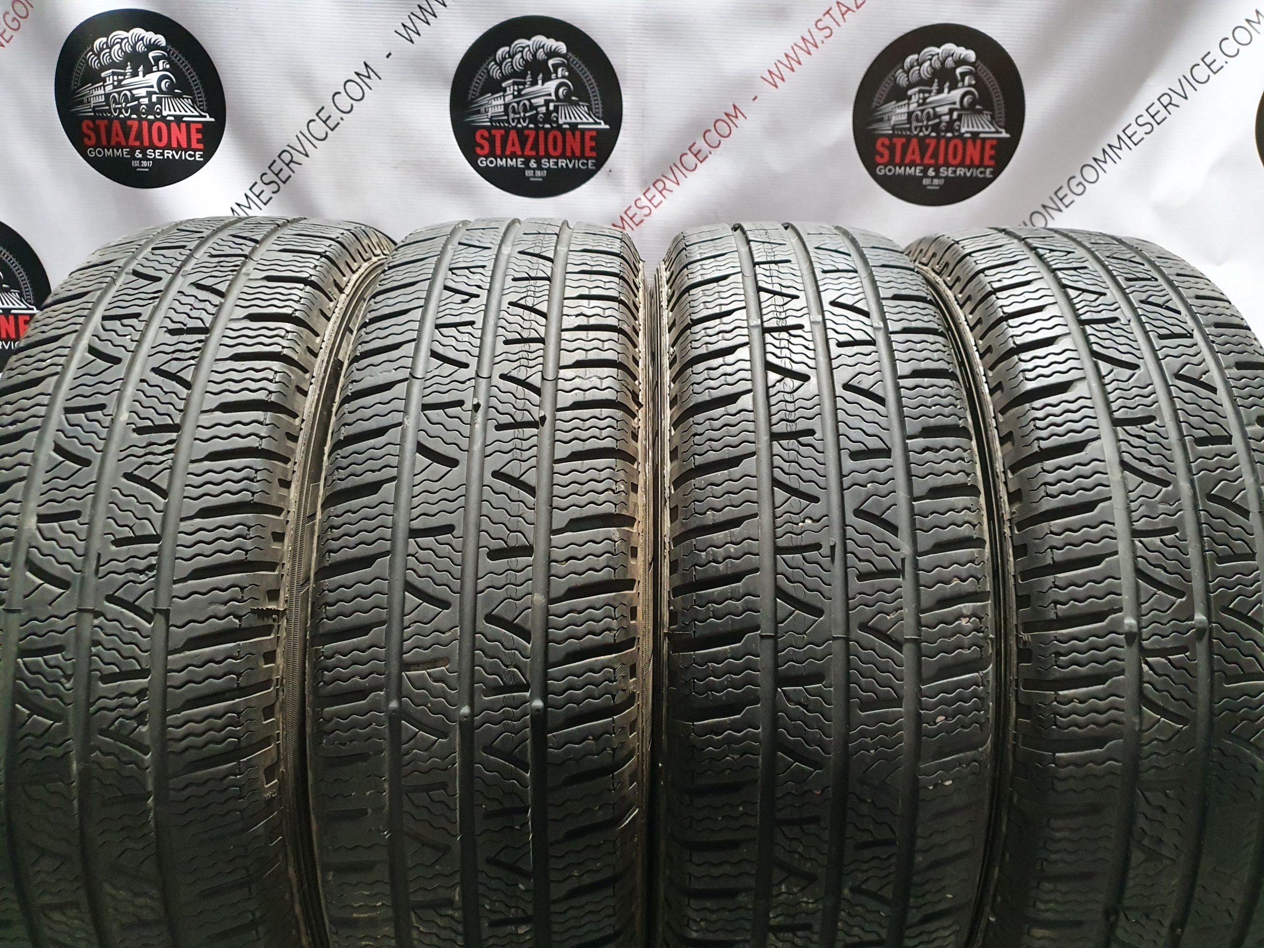 Pneumatico - Gomme invernali usate PIRELLI 175/70 R14 Pneumatico - Gomme invernali usate PIRELLI 175/70 R14