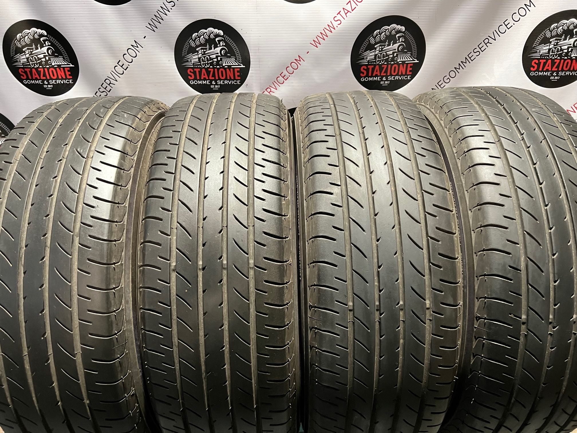 Pneumatico - Gomme estive usate YOKOHAMA 225/60 R18 Pneumatico - Gomme estive usate YOKOHAMA 225/60 R18