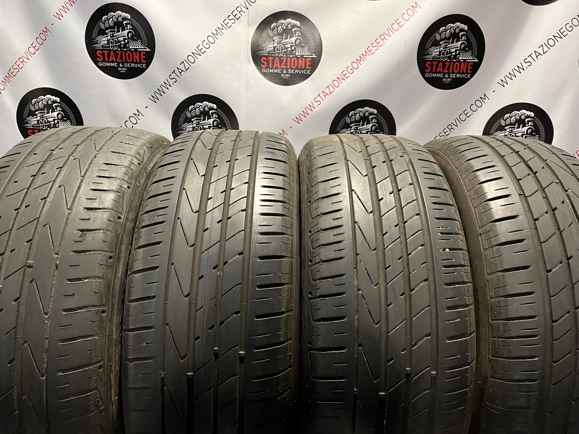 Pneumatico - Gomme estive usate HANKOOK 235/60 R18 Pneumatico - Gomme estive usate HANKOOK 235/60 R18
