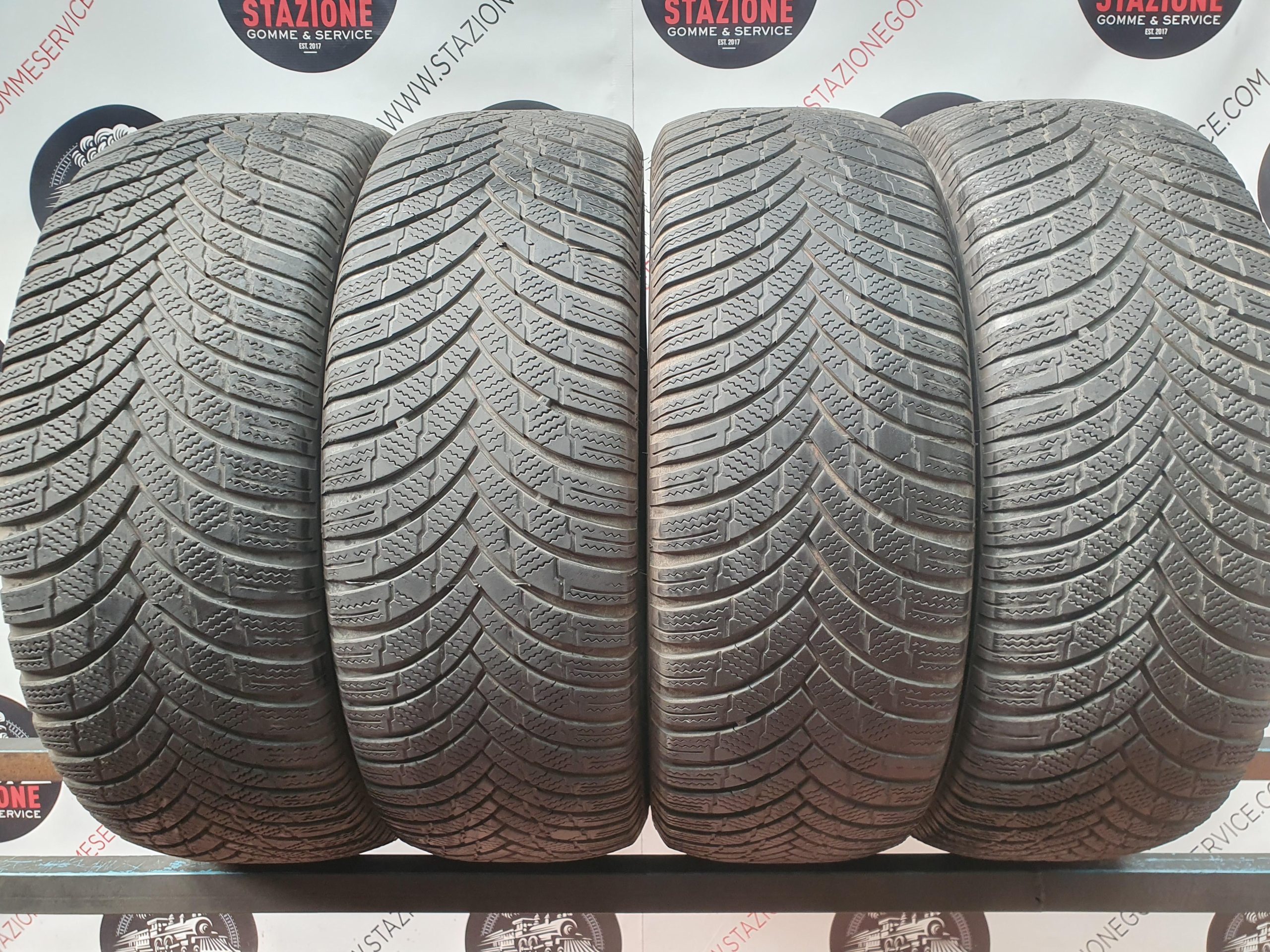 Pneumatico - Gomme invernali usate FIRESTONE 235/60 R18 Pneumatico - Gomme invernali usate FIRESTONE 235/60 R18