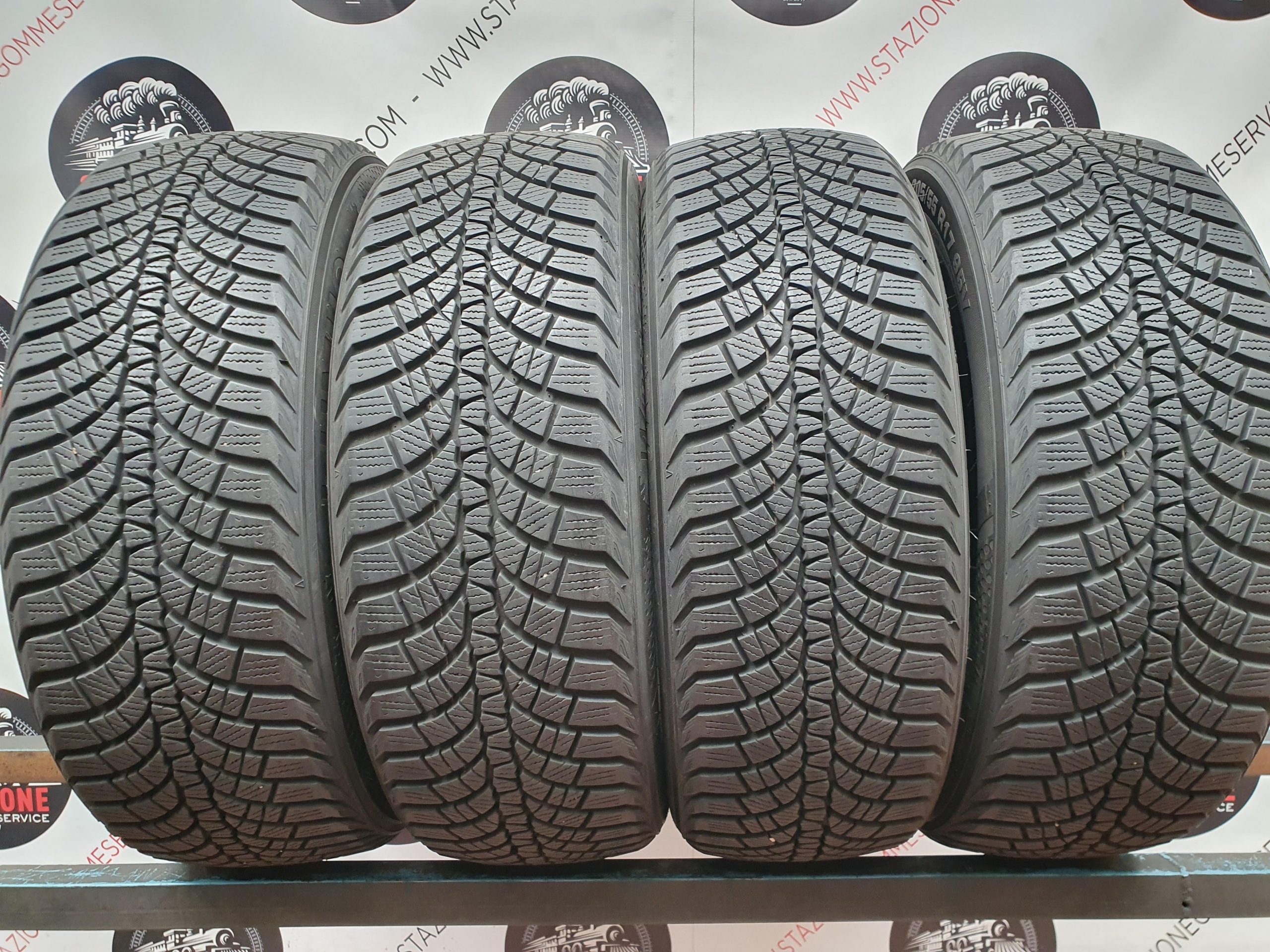 Pneumatico - Gomme invernali usate KUMHO 205/55 R17 Pneumatico - Gomme invernali usate KUMHO 205/55 R17