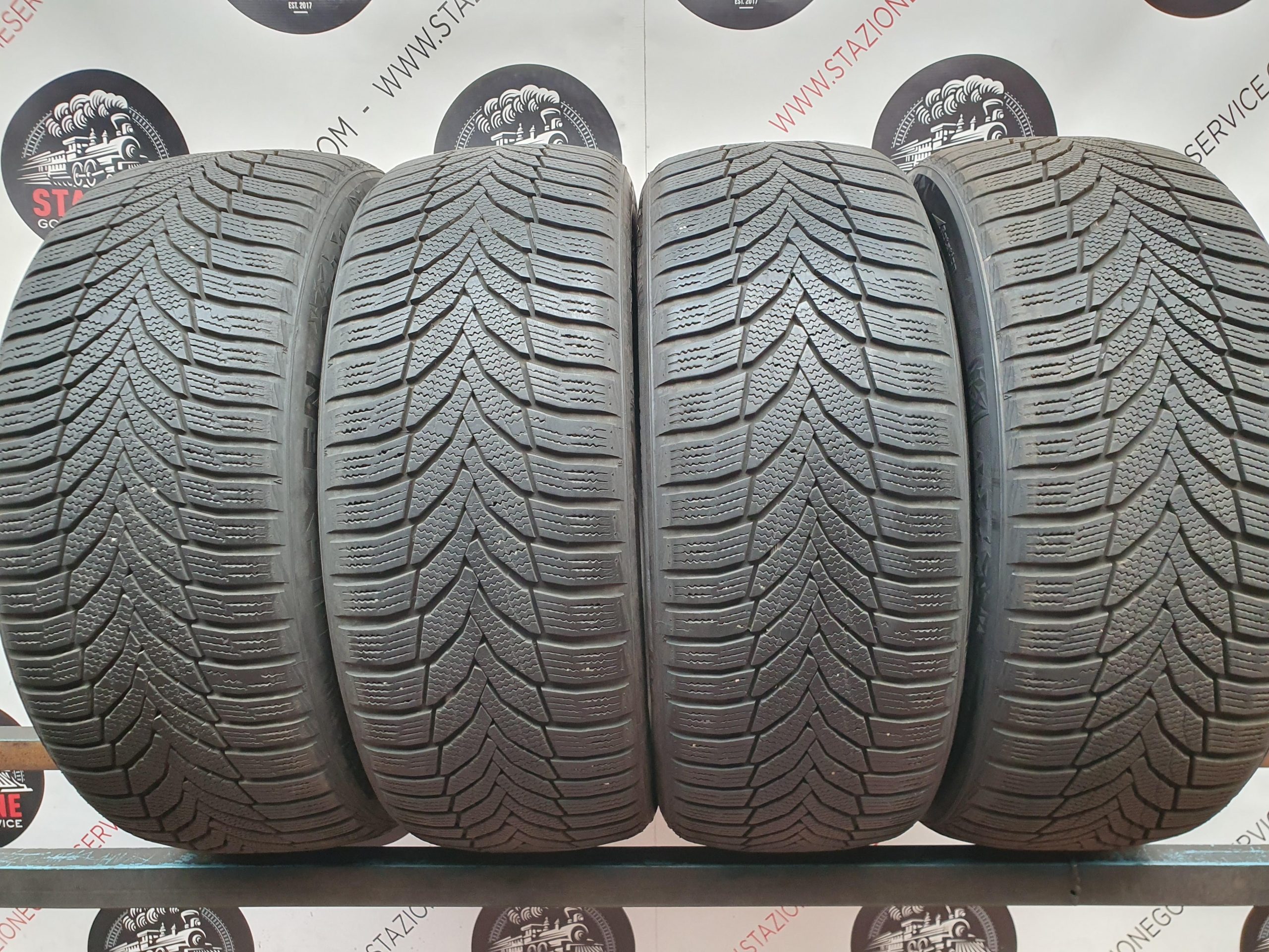 Pneumatico - Gomme invernali usate NEXEN 225/50 R18 Pneumatico - Gomme invernali usate NEXEN 225/50 R18