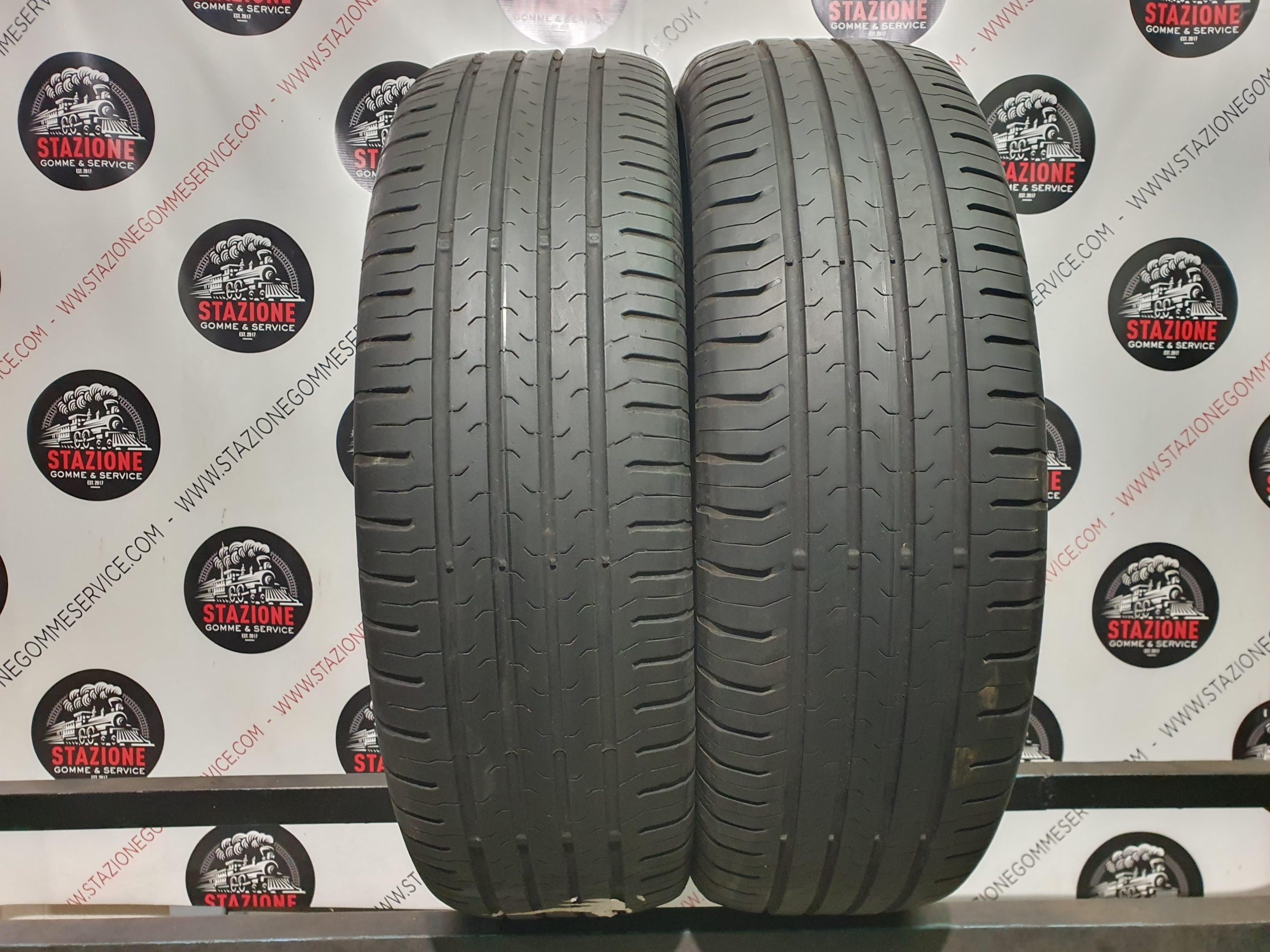 Pneumatico - Gomme estive usate CONTINENTAL 215/65 R17 Pneumatico - Gomme estive usate CONTINENTAL 215/65 R17