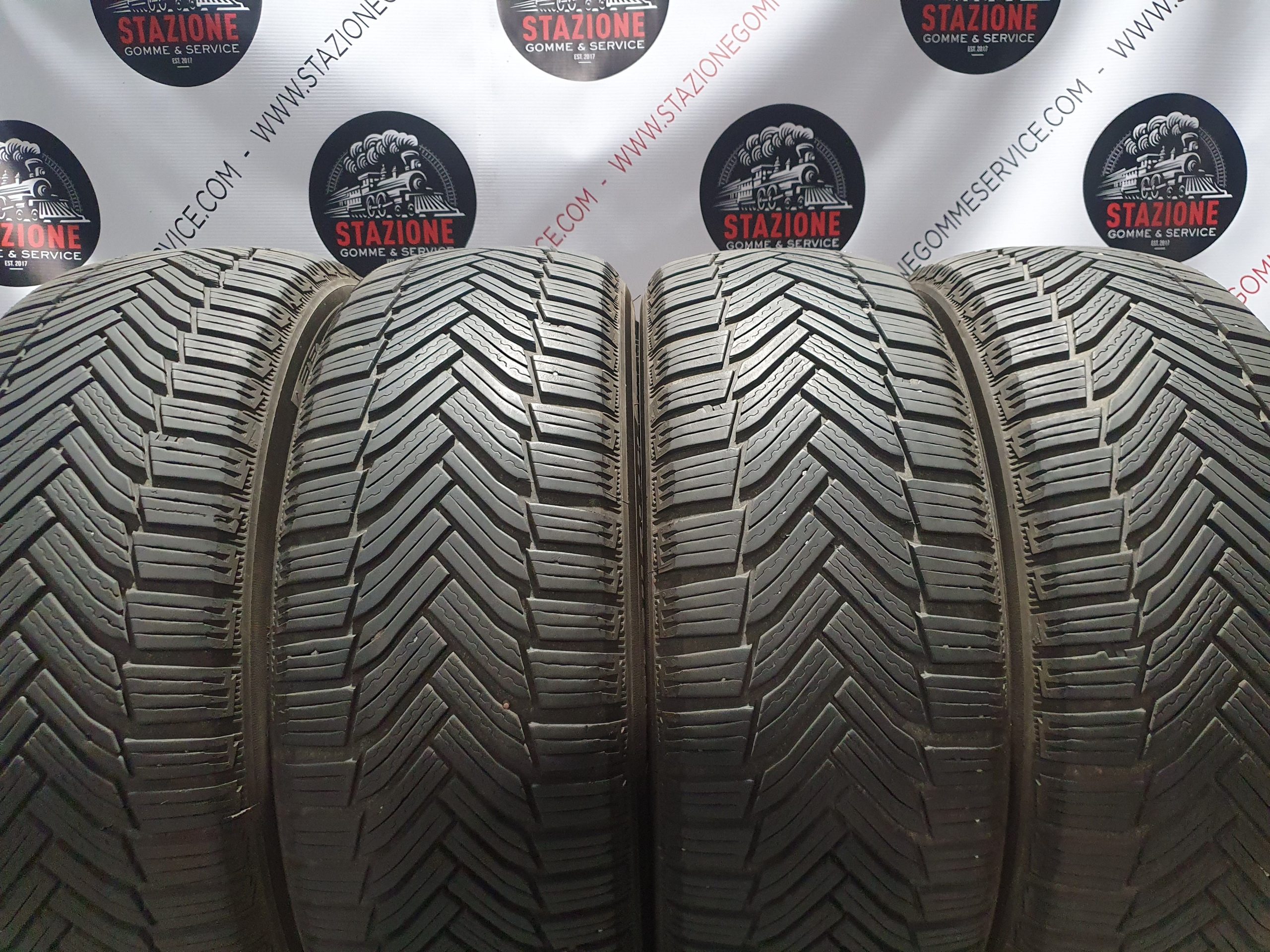 Pneumatico - Gomme invernali usate MICHELIN 205/55 R16 Pneumatico - Gomme invernali usate MICHELIN 205/55 R16