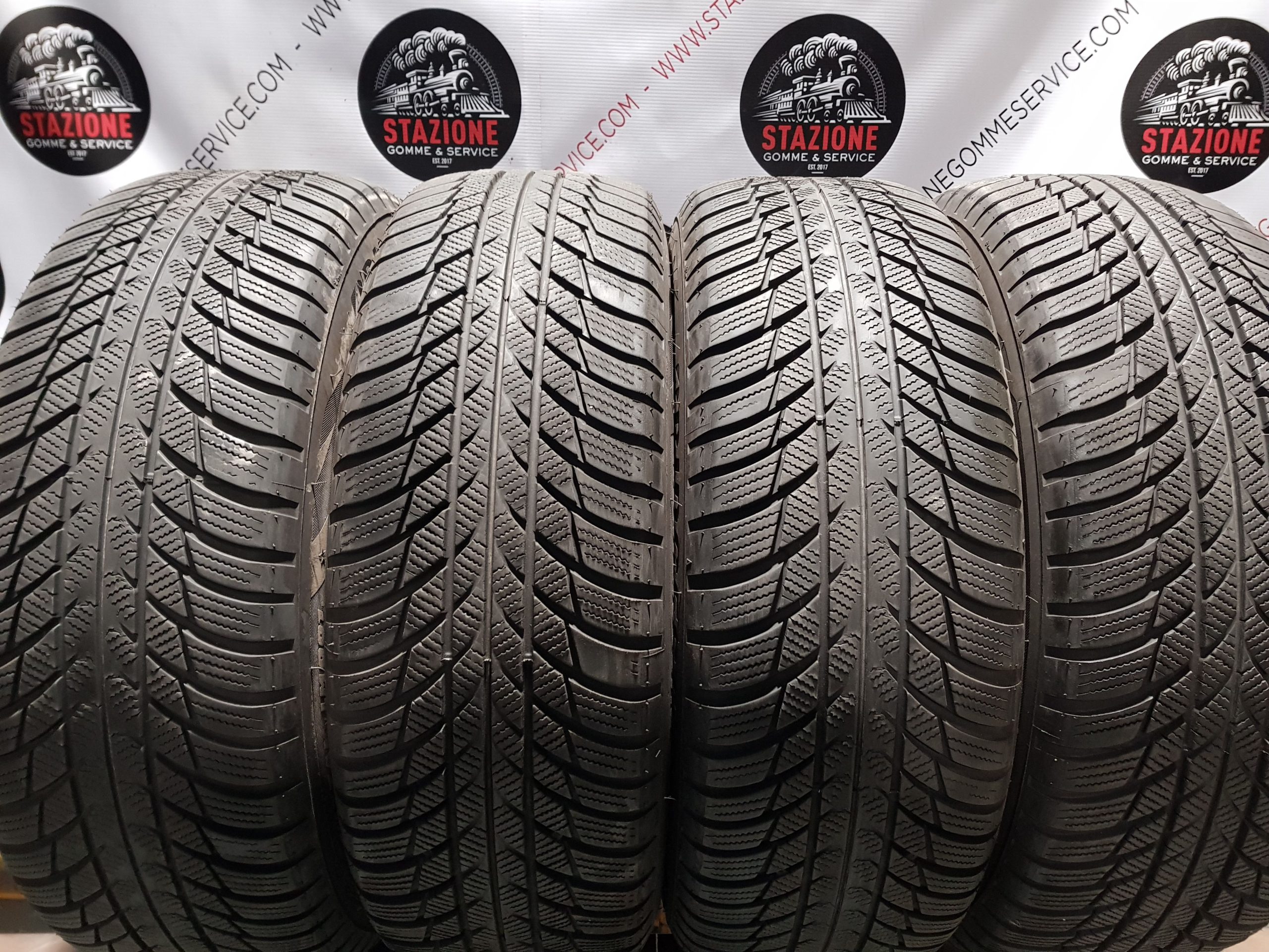 Pneumatico - Gomme invernali usate BRIDGESTONE 205/60 R16 Pneumatico - Gomme invernali usate BRIDGESTONE 205/60 R16