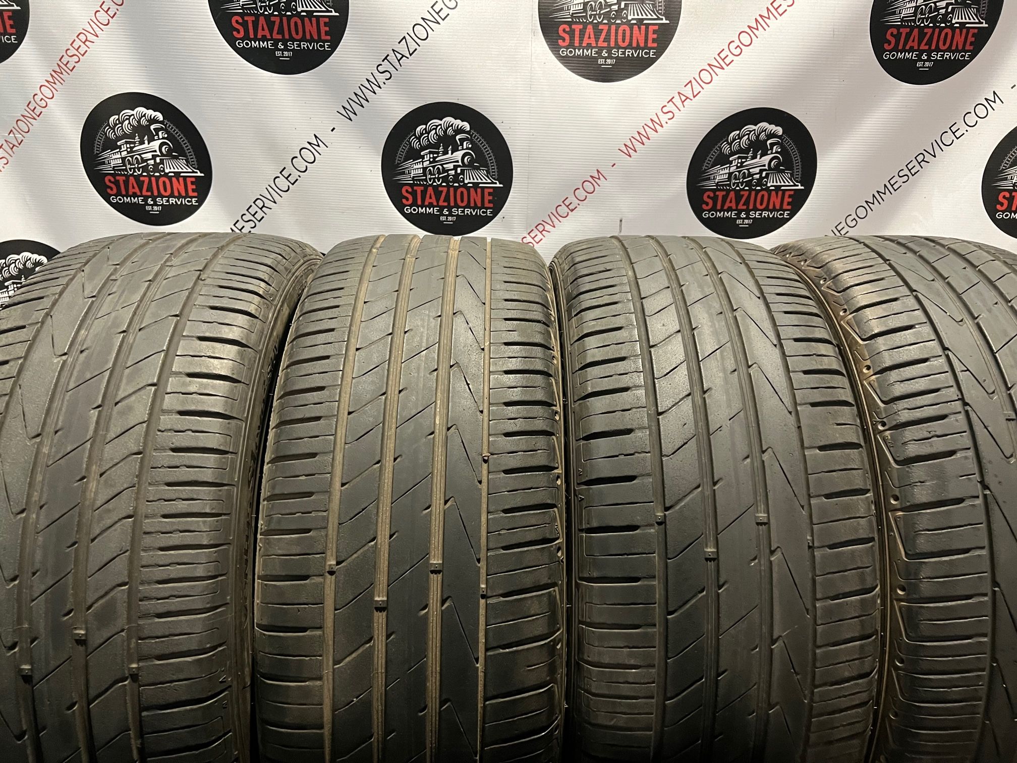 Pneumatico - Gomme estive usate HANKOOK 245/45 R19 Pneumatico - Gomme estive usate HANKOOK 245/45 R19