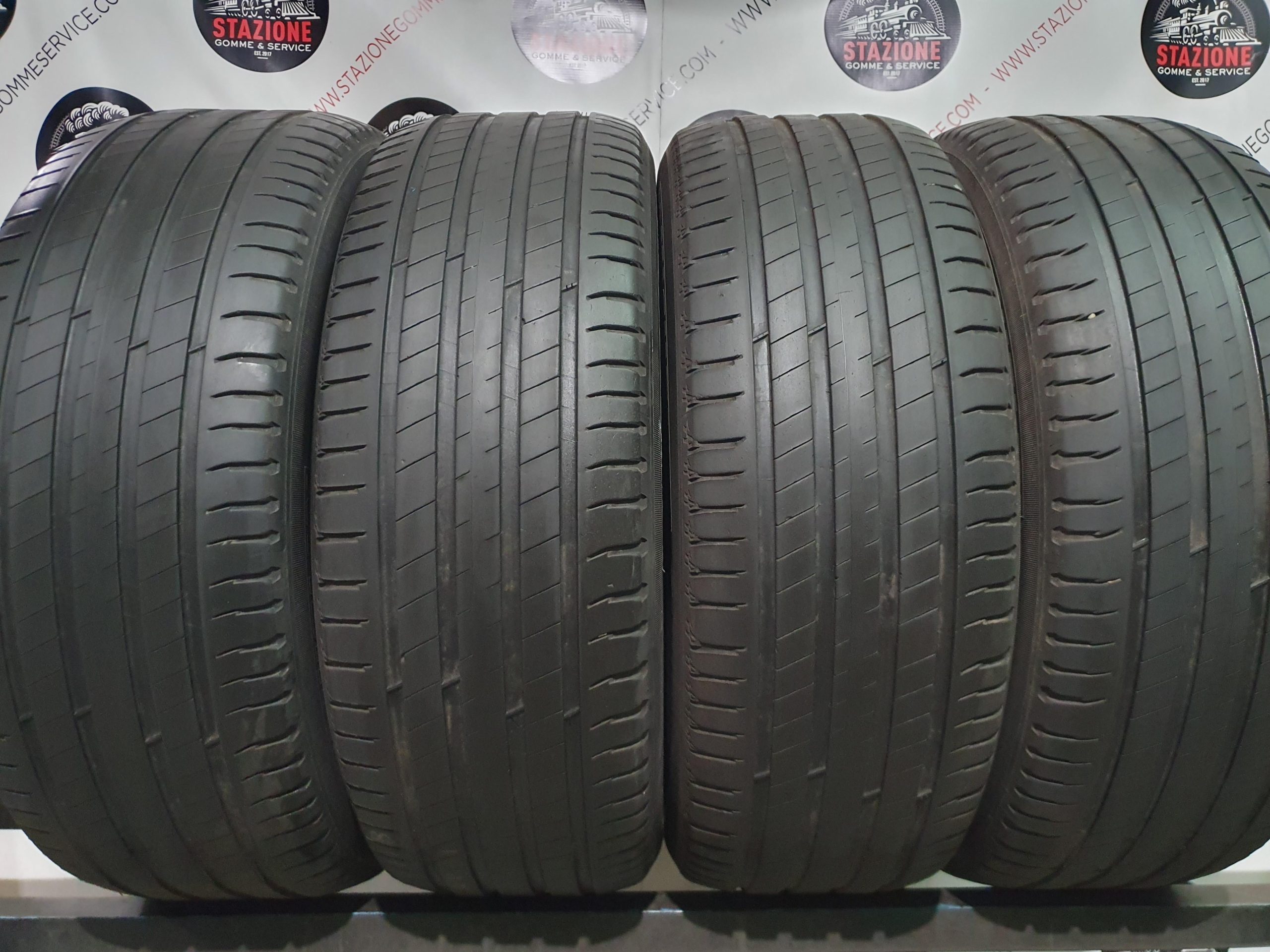 Pneumatico - Gomme estive usate MICHELIN 235/60 R18 Pneumatico - Gomme estive usate MICHELIN 235/60 R18