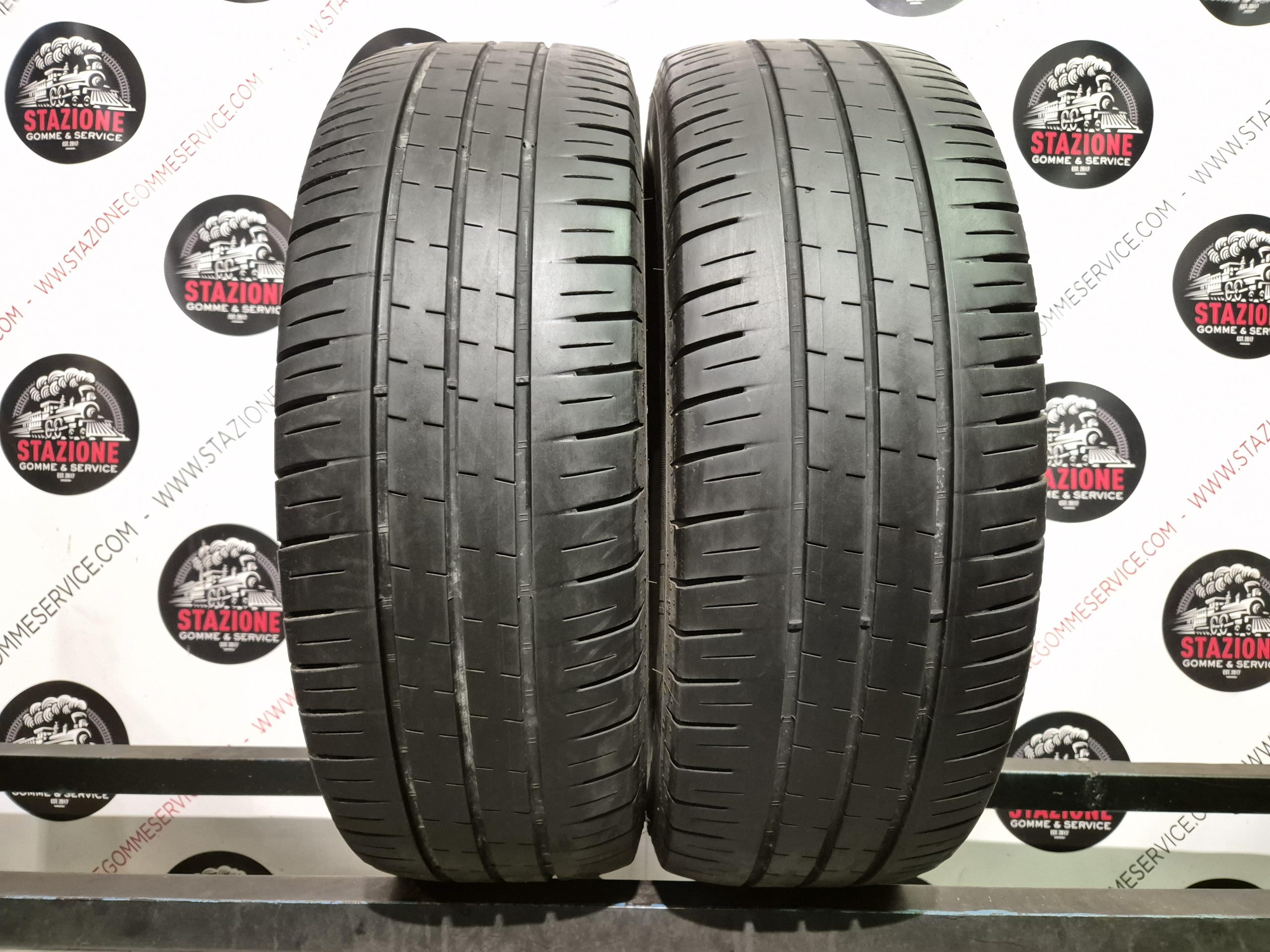 Pneumatico - Gomme estive usate VREDESTEIN 215/70 R15C Pneumatico - Gomme estive usate VREDESTEIN 215/70 R15C