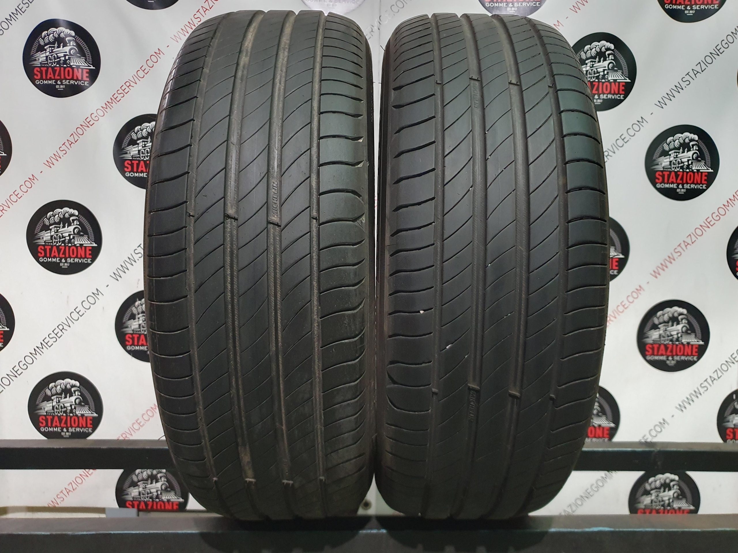 Pneumatico - Gomme estive usate MICHELIN 215/60 R17 Pneumatico - Gomme estive usate MICHELIN 215/60 R17