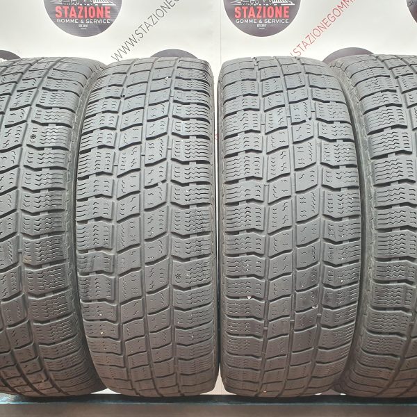 Pneumatico - Gomme invernali usate VREDESTEIN 215/70 R15C