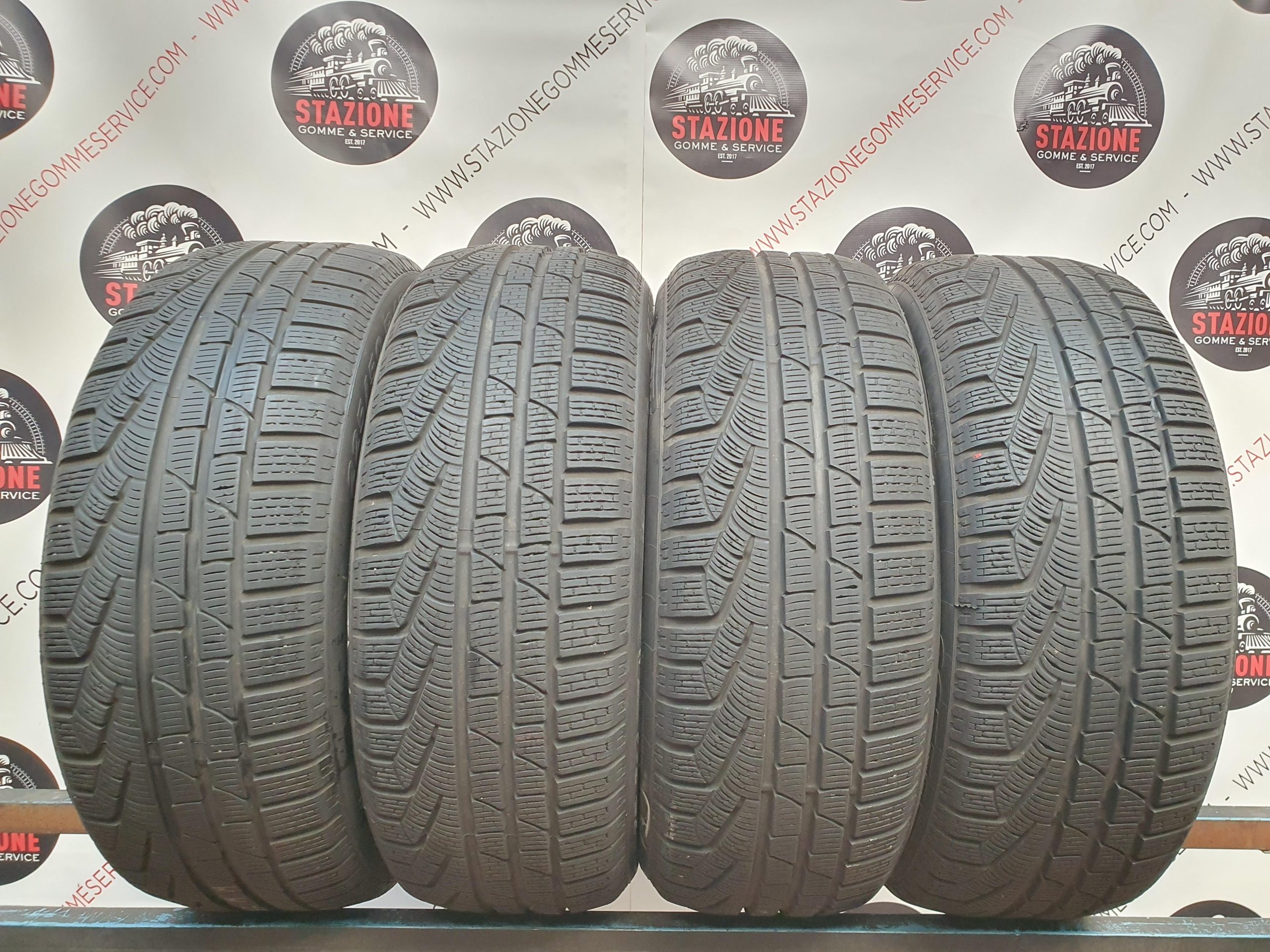 Pneumatico - Gomme invernali usate PIRELLI 225/50 R18 Pneumatico - Gomme invernali usate PIRELLI 225/50 R18