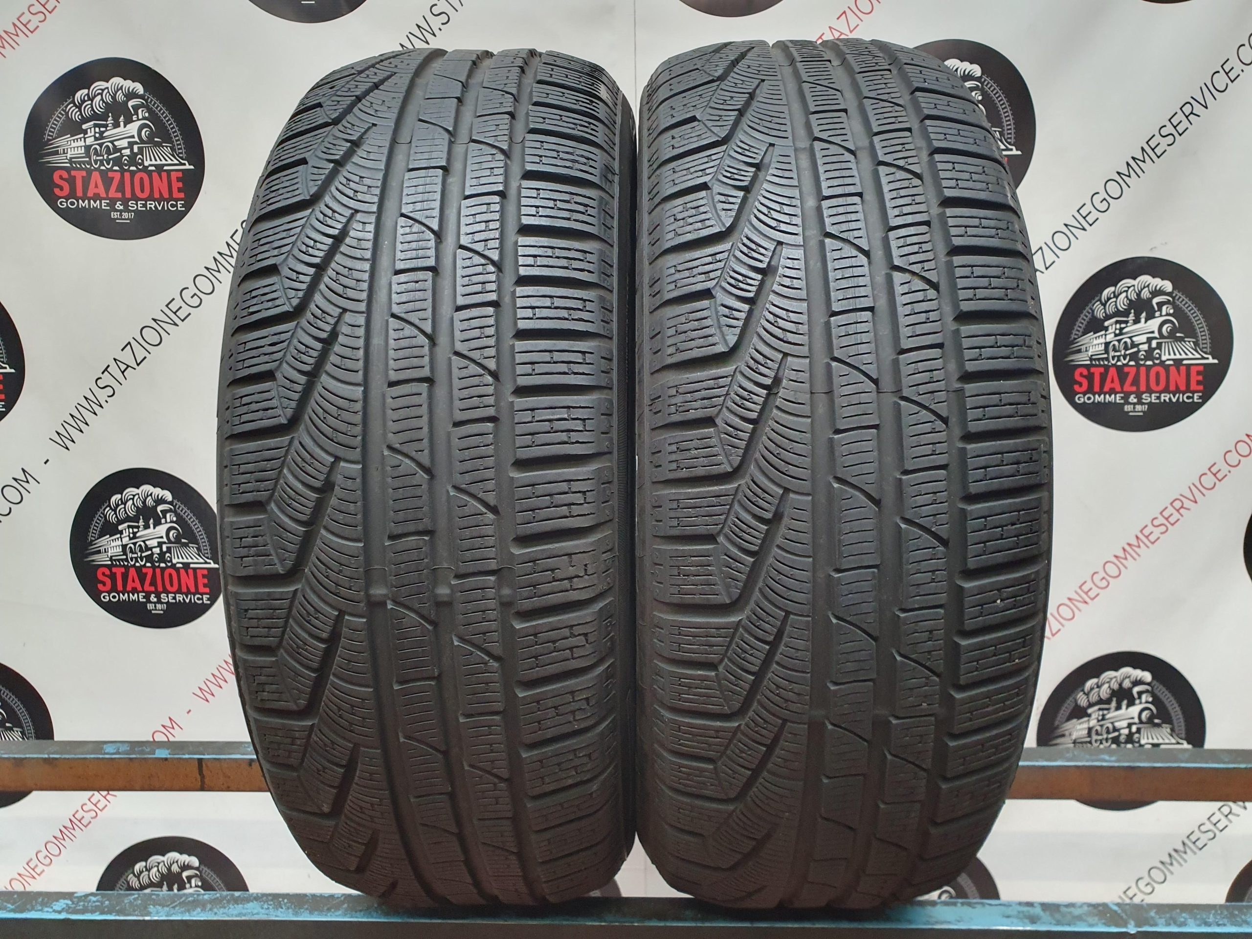 Pneumatico - Gomme invernali usate PIRELLI 225/55 R17 Pneumatico - Gomme invernali usate PIRELLI 225/55 R17