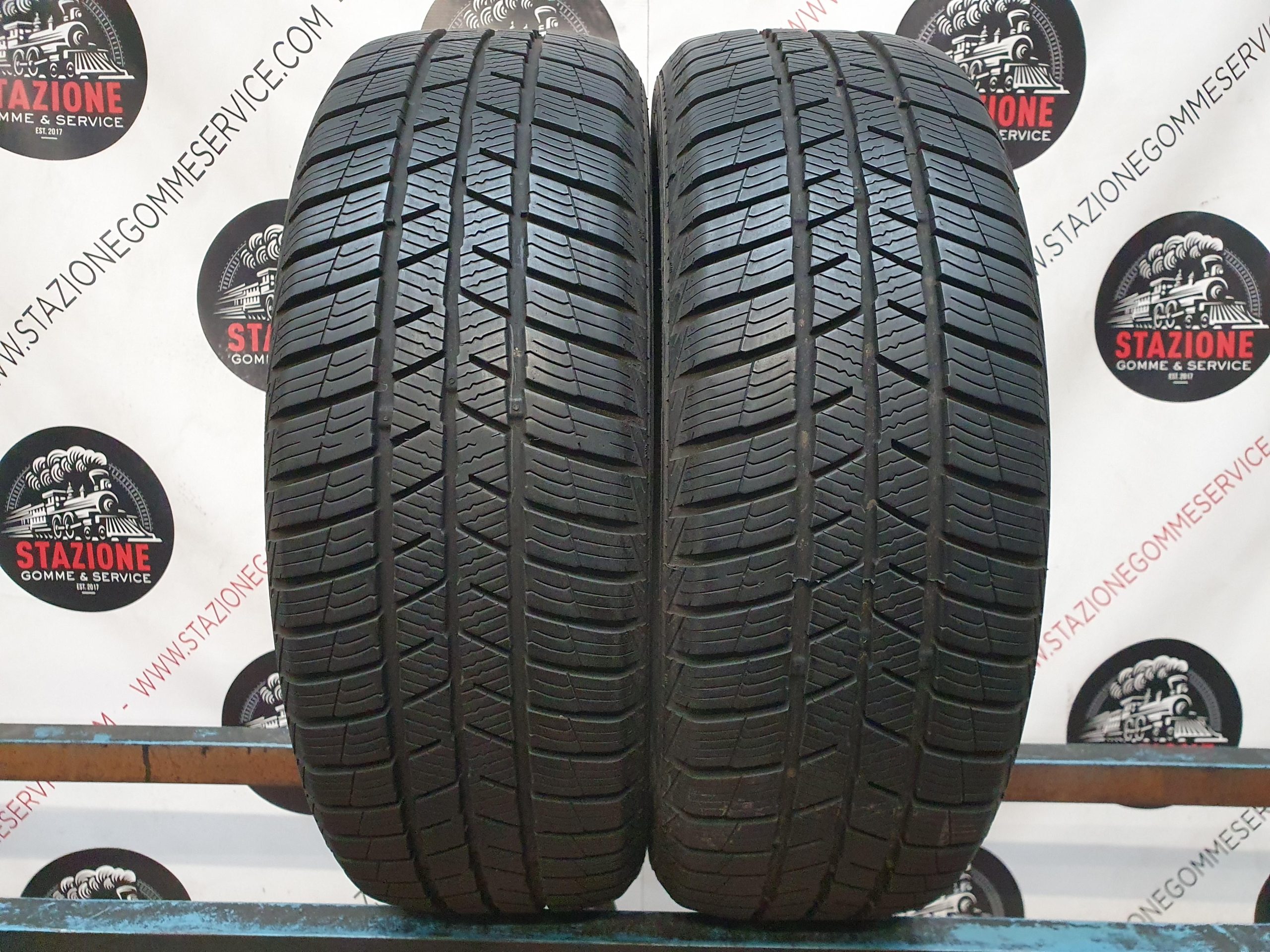 Pneumatico - Gomme invernali usate BARUM 185/60 R15 Pneumatico - Gomme invernali usate BARUM 185/60 R15