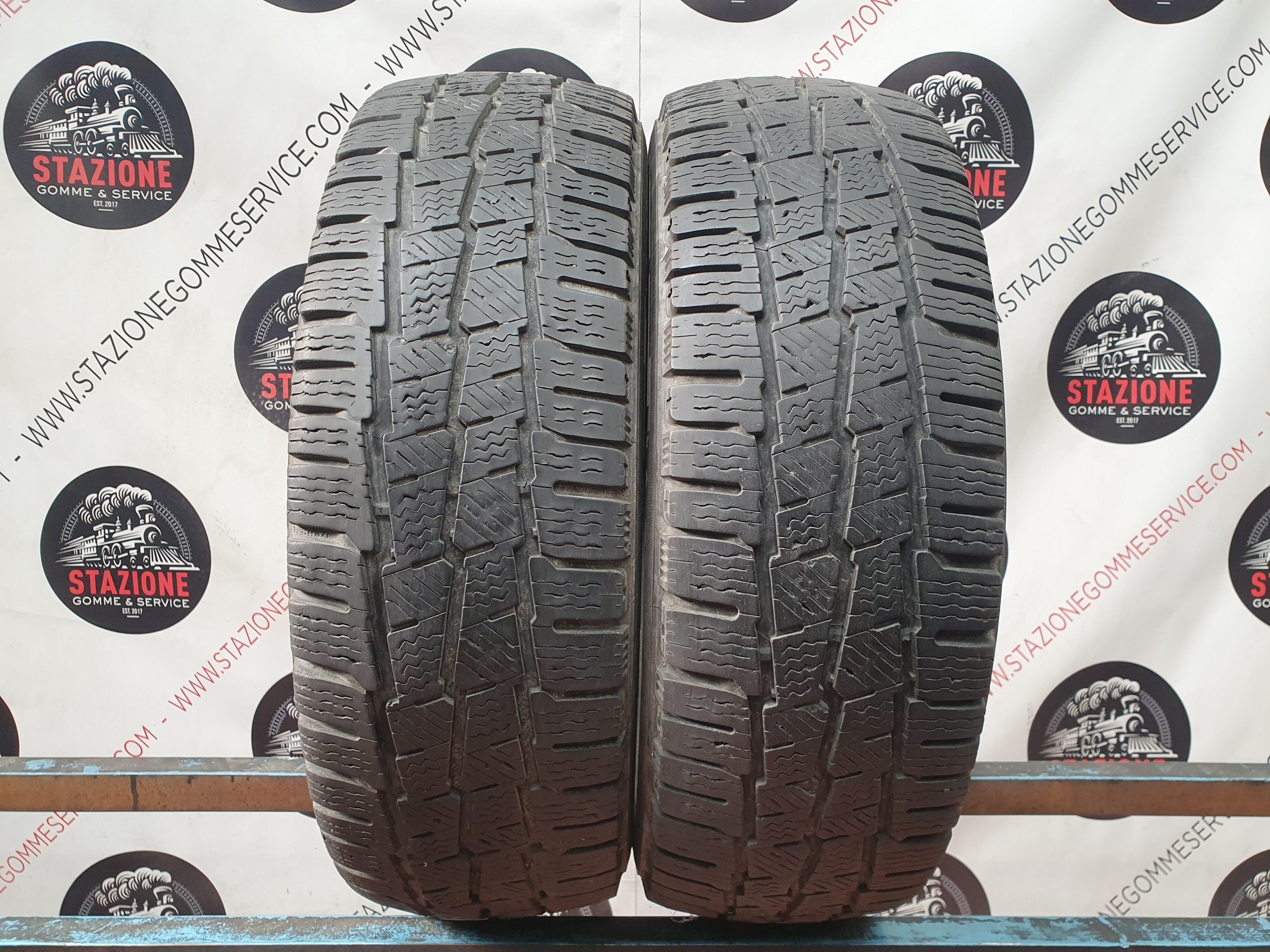 Pneumatico - Gomme invernali usate MICHELIN 195/60 R16C Pneumatico - Gomme invernali usate MICHELIN 195/60 R16C