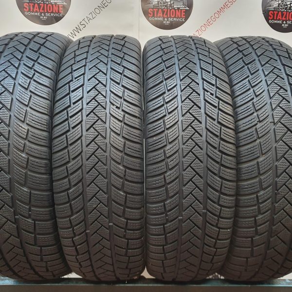 Pneumatico - Gomme invernali usate VREDESTEIN 215/65 R17