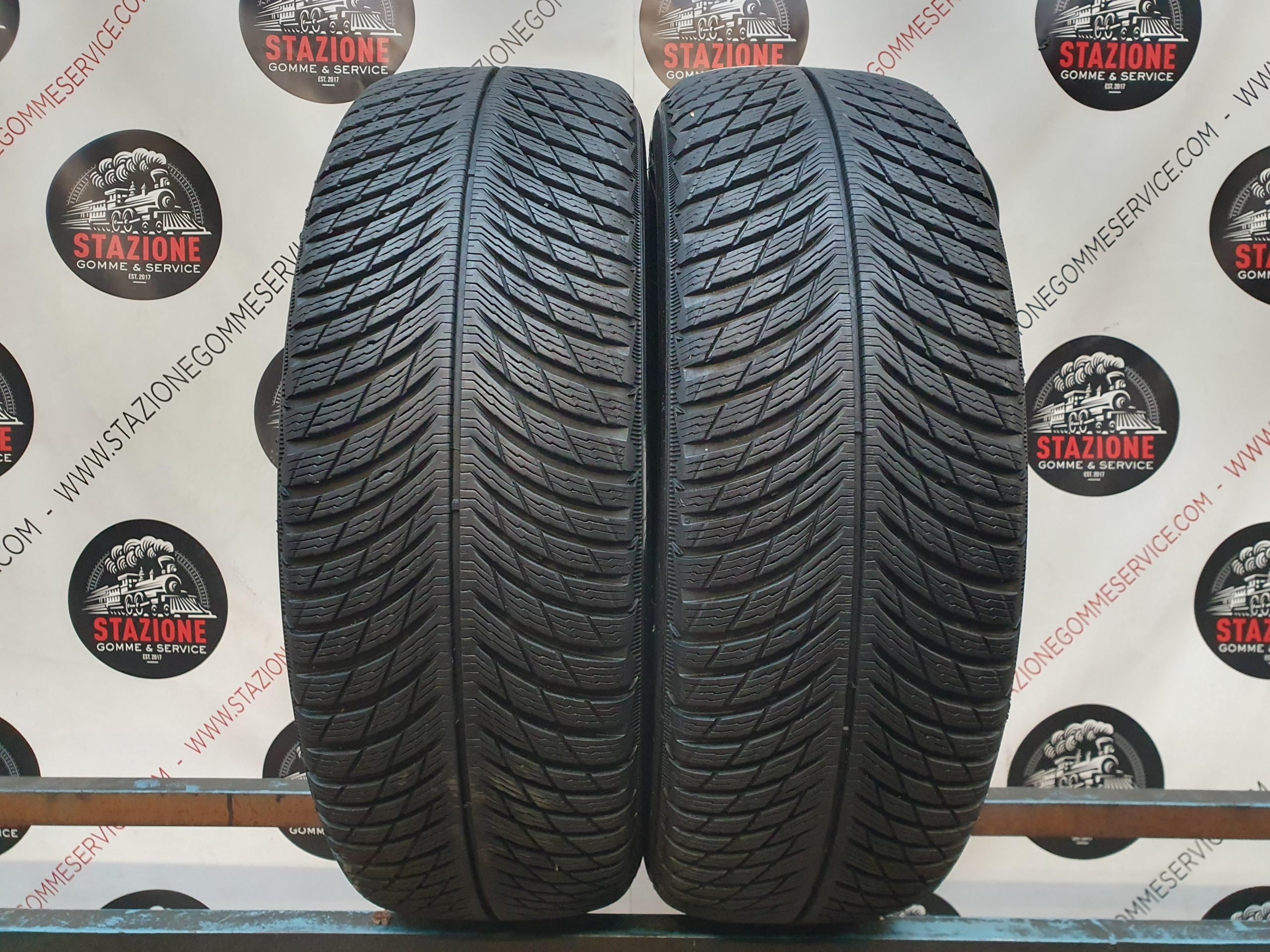 Pneumatico - Gomme invernali usate MICHELIN 235/65 R17 Pneumatico - Gomme invernali usate MICHELIN 235/65 R17