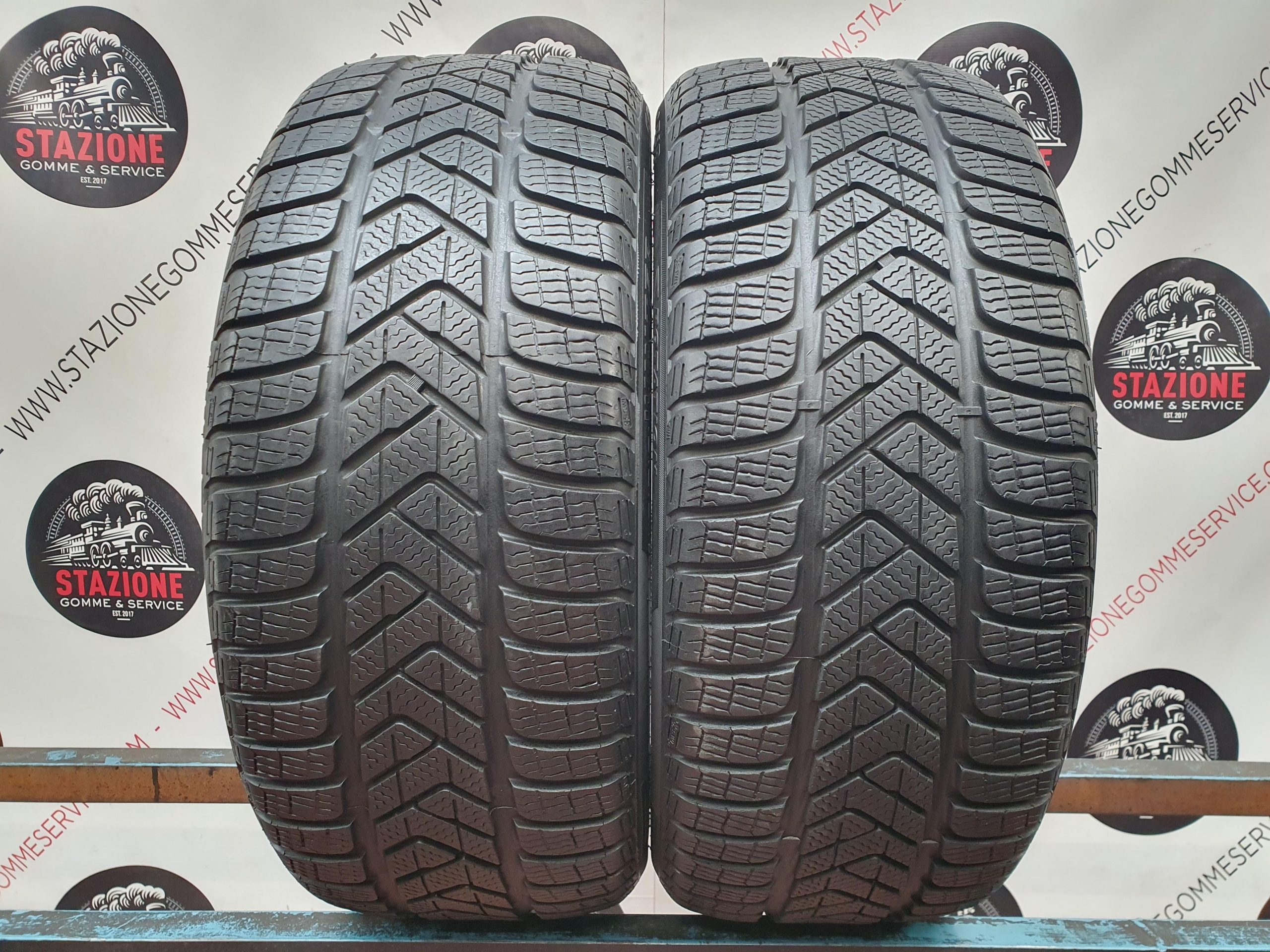 Pneumatico - Gomme invernali usate PIRELLI 235/40 R18 Pneumatico - Gomme invernali usate PIRELLI 235/40 R18