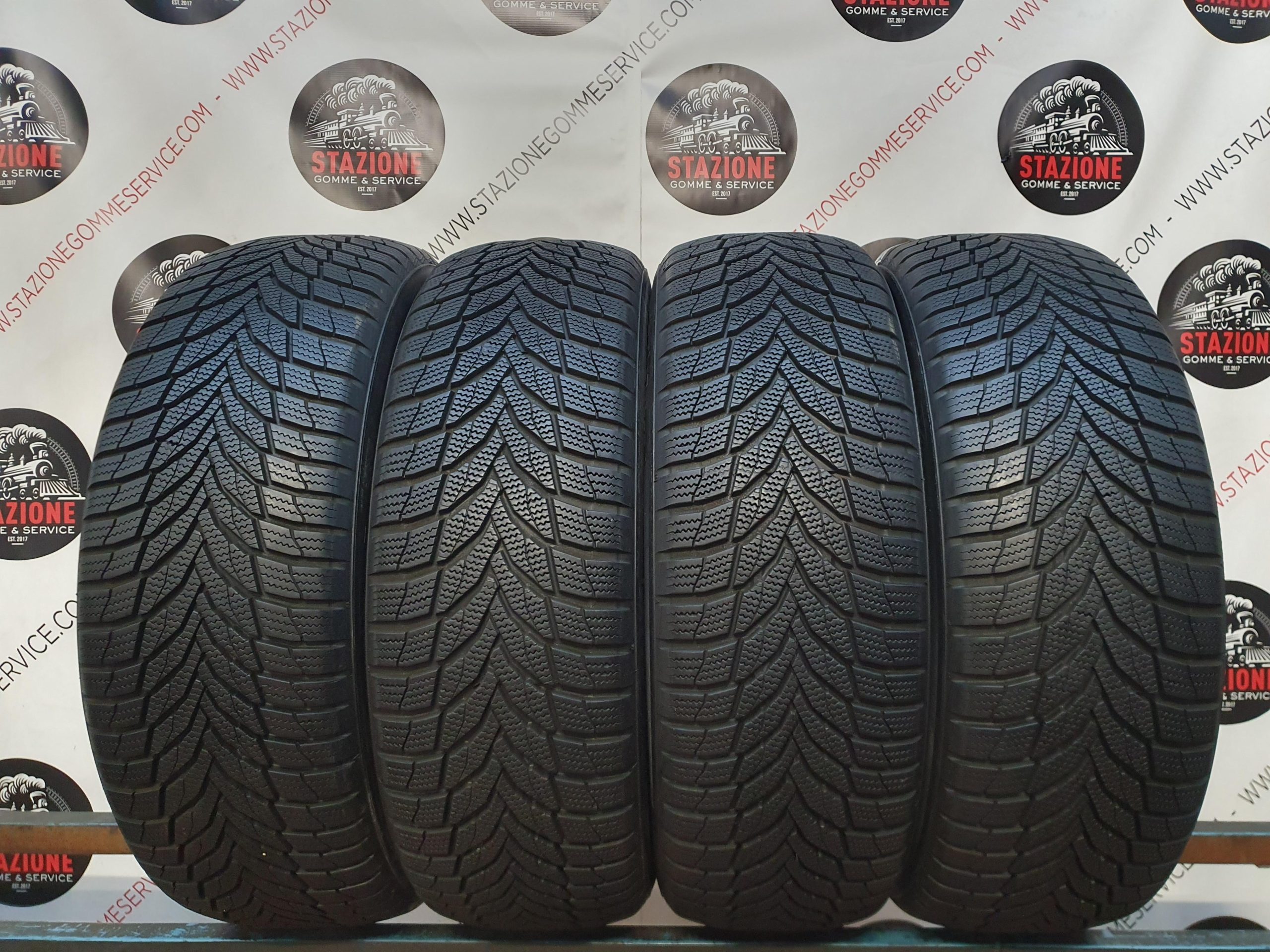 Pneumatico - Gomme invernali usate NEXEN 235/65 R18 Pneumatico - Gomme invernali usate NEXEN 235/65 R18