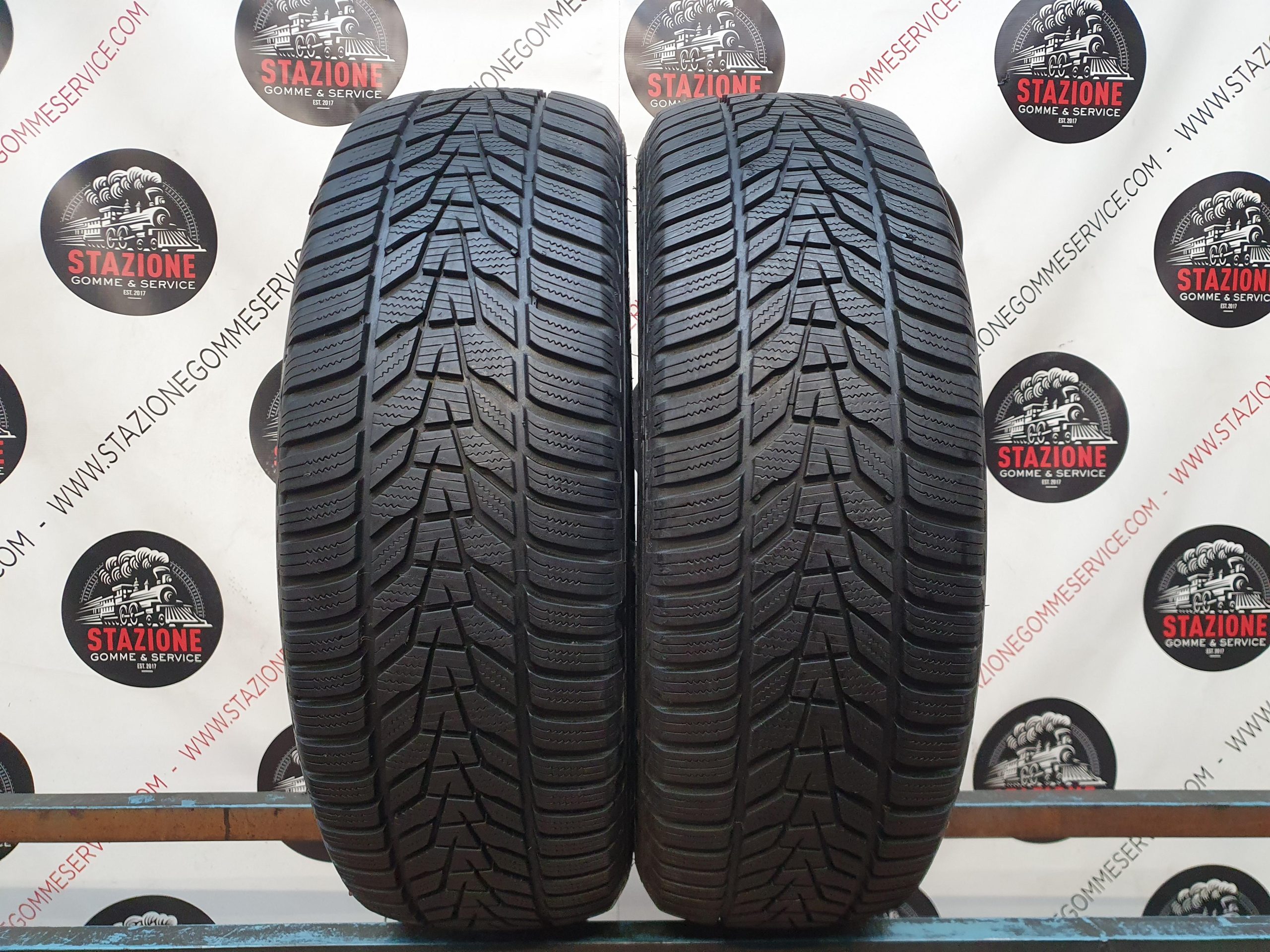 Pneumatico - Gomme invernali usate HANKOOK 235/65 R17 Pneumatico - Gomme invernali usate HANKOOK 235/65 R17