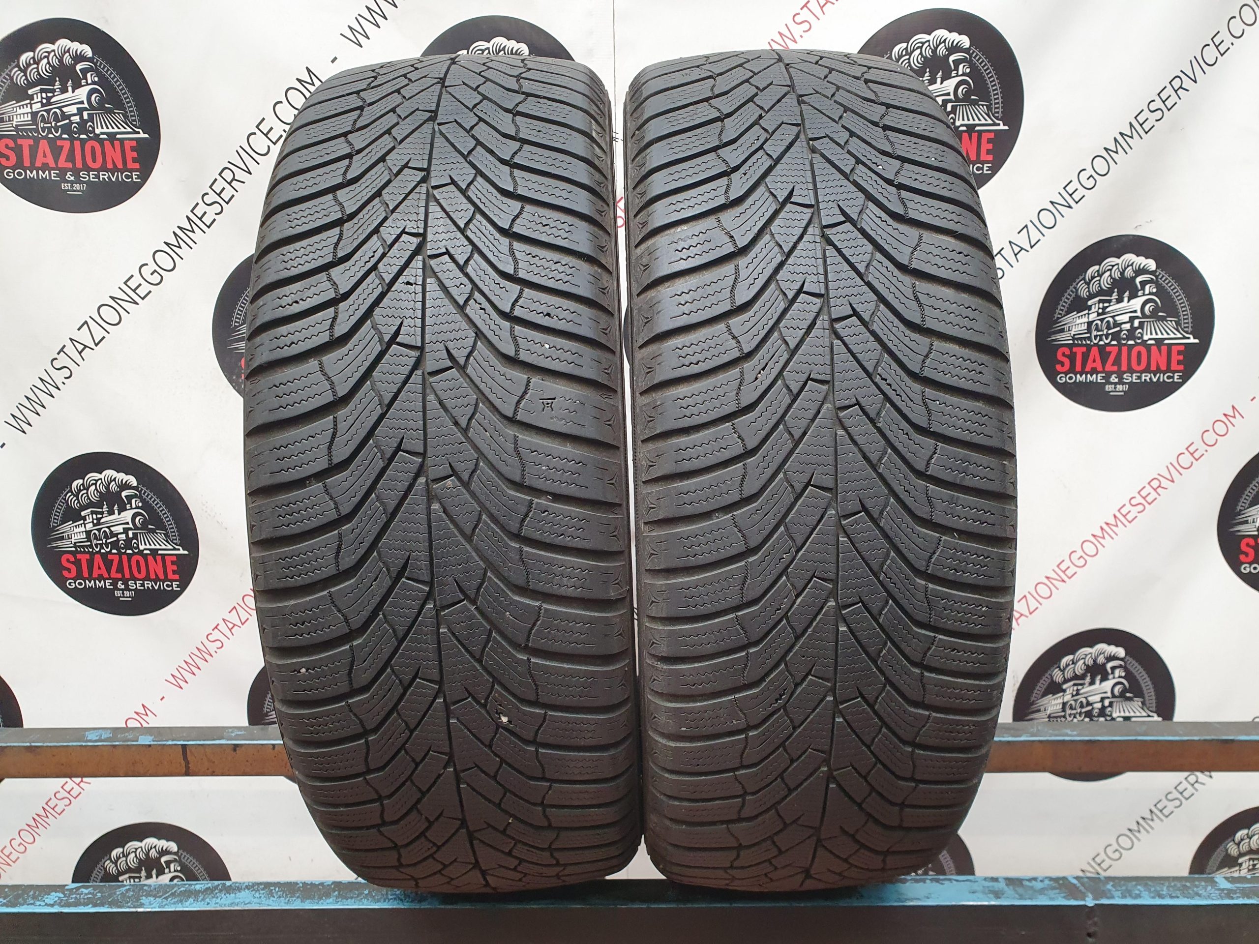 Pneumatico - Gomme invernali usate KUMHO 215/50 R18 Pneumatico - Gomme invernali usate KUMHO 215/50 R18