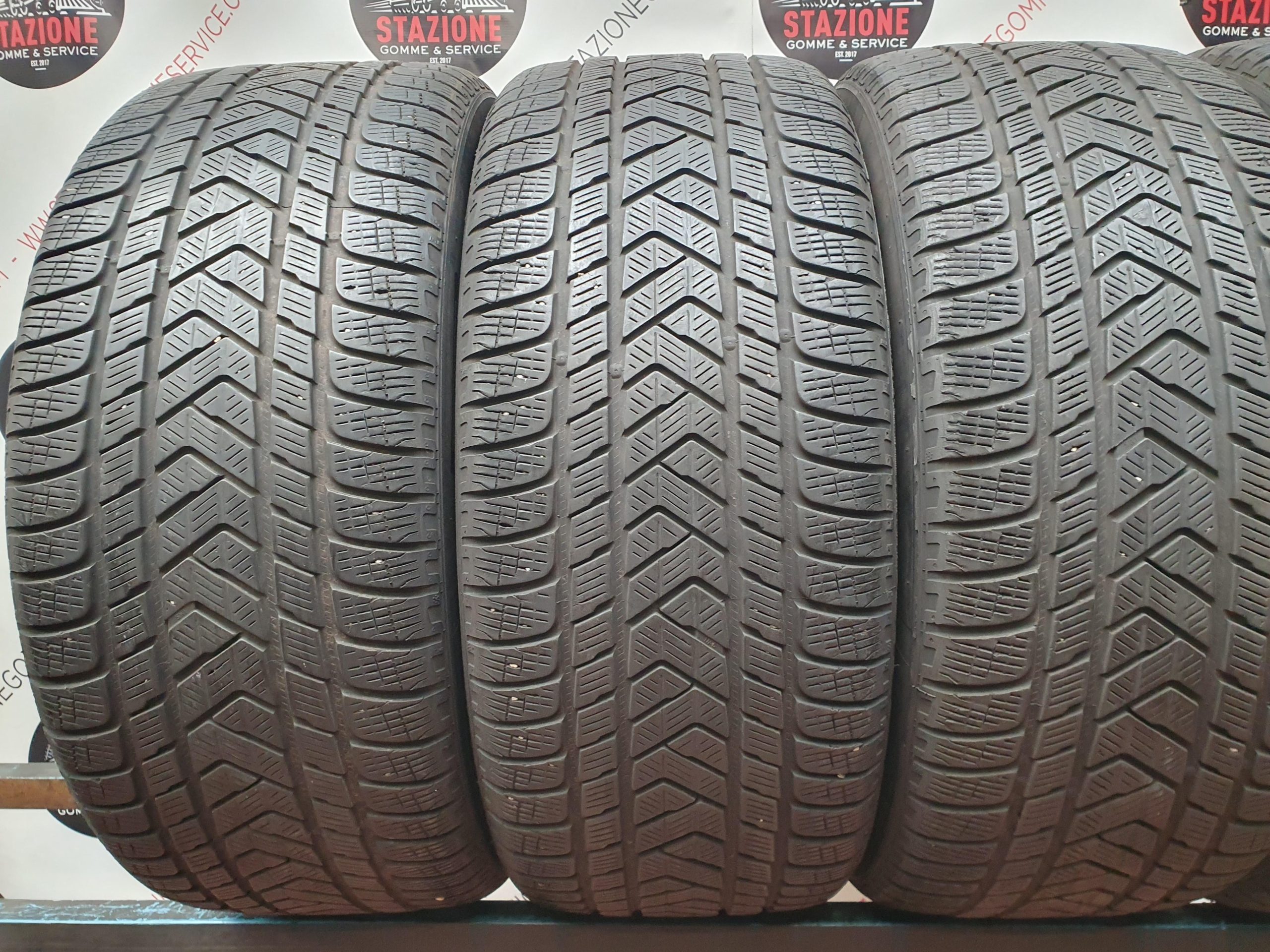 Pneumatico - Gomme invernali usate PIRELLI 285/45 R20 Pneumatico - Gomme invernali usate PIRELLI 285/45 R20