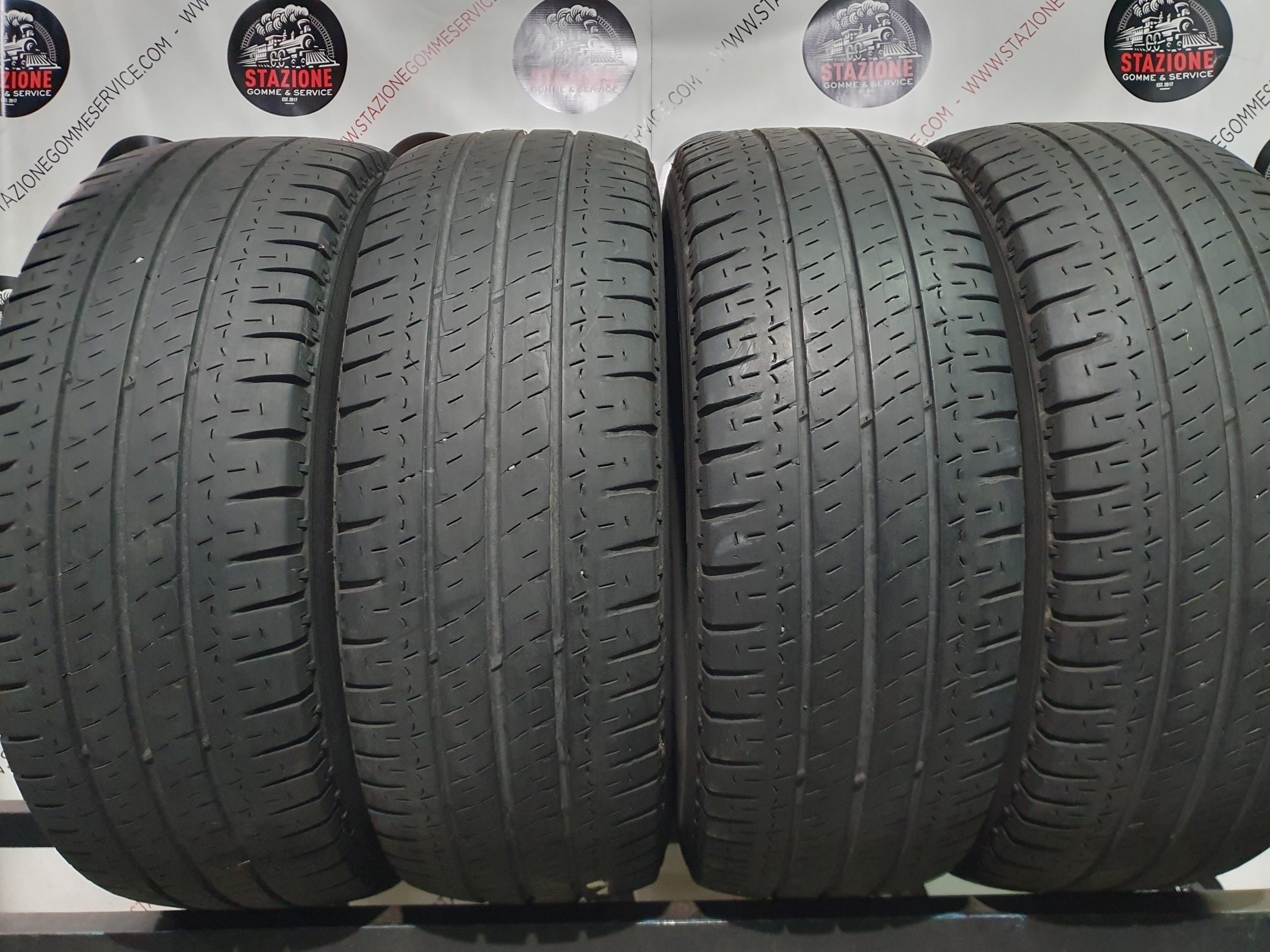 Pneumatico - Gomme estive usate MICHELIN 235/65 R16C Pneumatico - Gomme estive usate MICHELIN 235/65 R16C