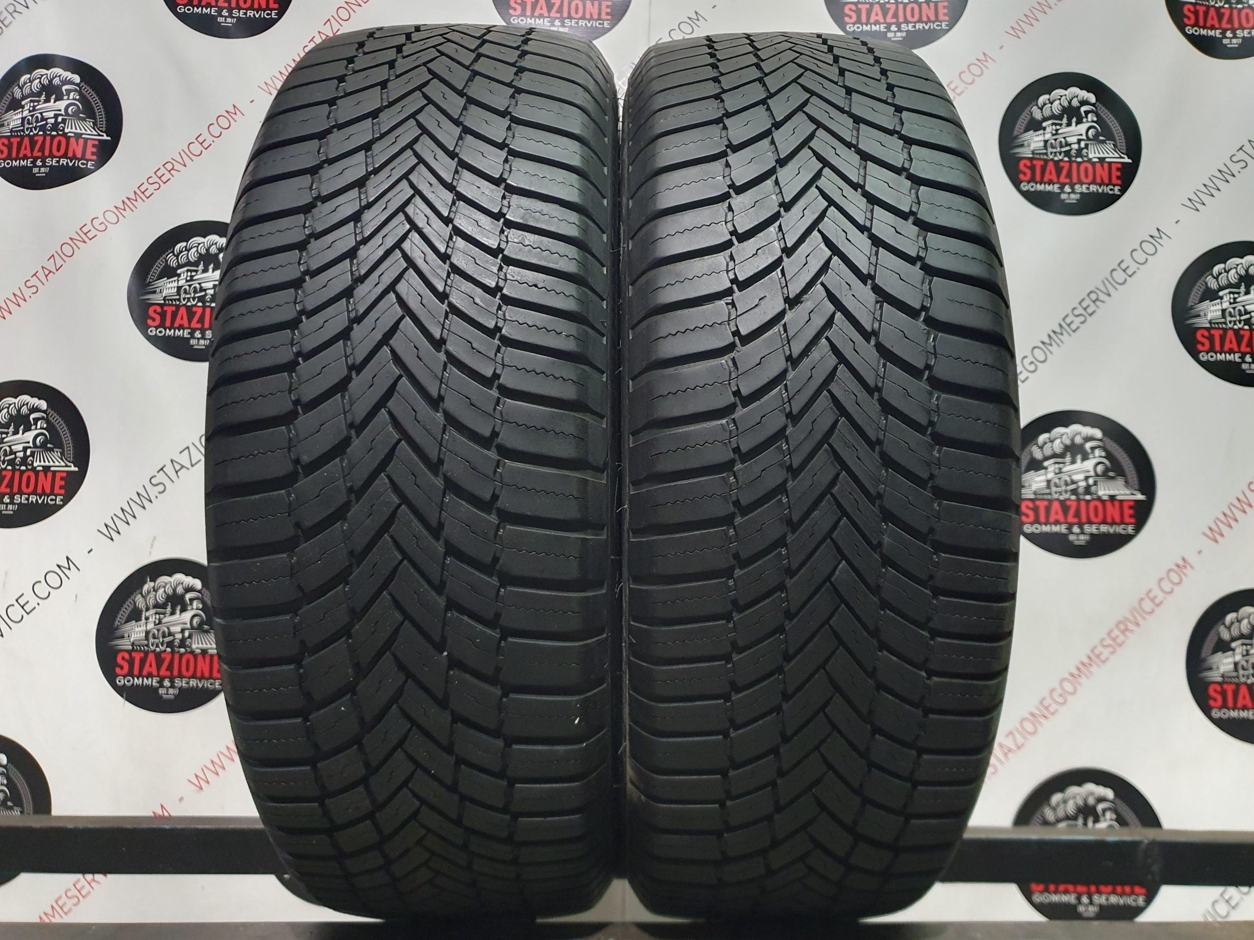 Pneumatico - Gomme 4 stagioni usate BRIDGESTONE 195/60 R16 Pneumatico - Gomme 4 stagioni usate BRIDGESTONE 195/60 R16
