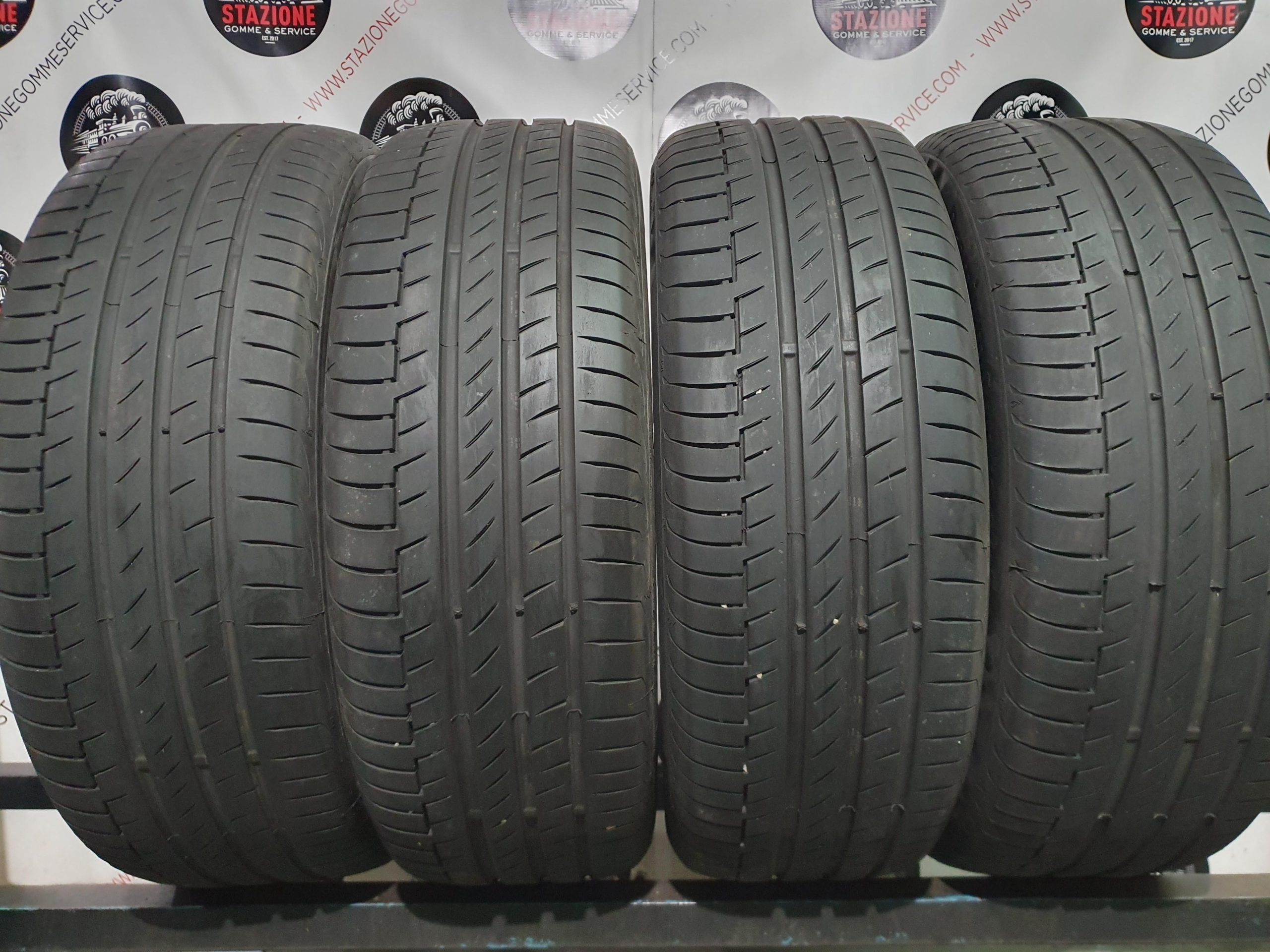 Pneumatico - 4 Gomme estive usate CONTINENTAL 215/55 R18 Pneumatico - 4 Gomme estive usate CONTINENTAL 215/55 R18