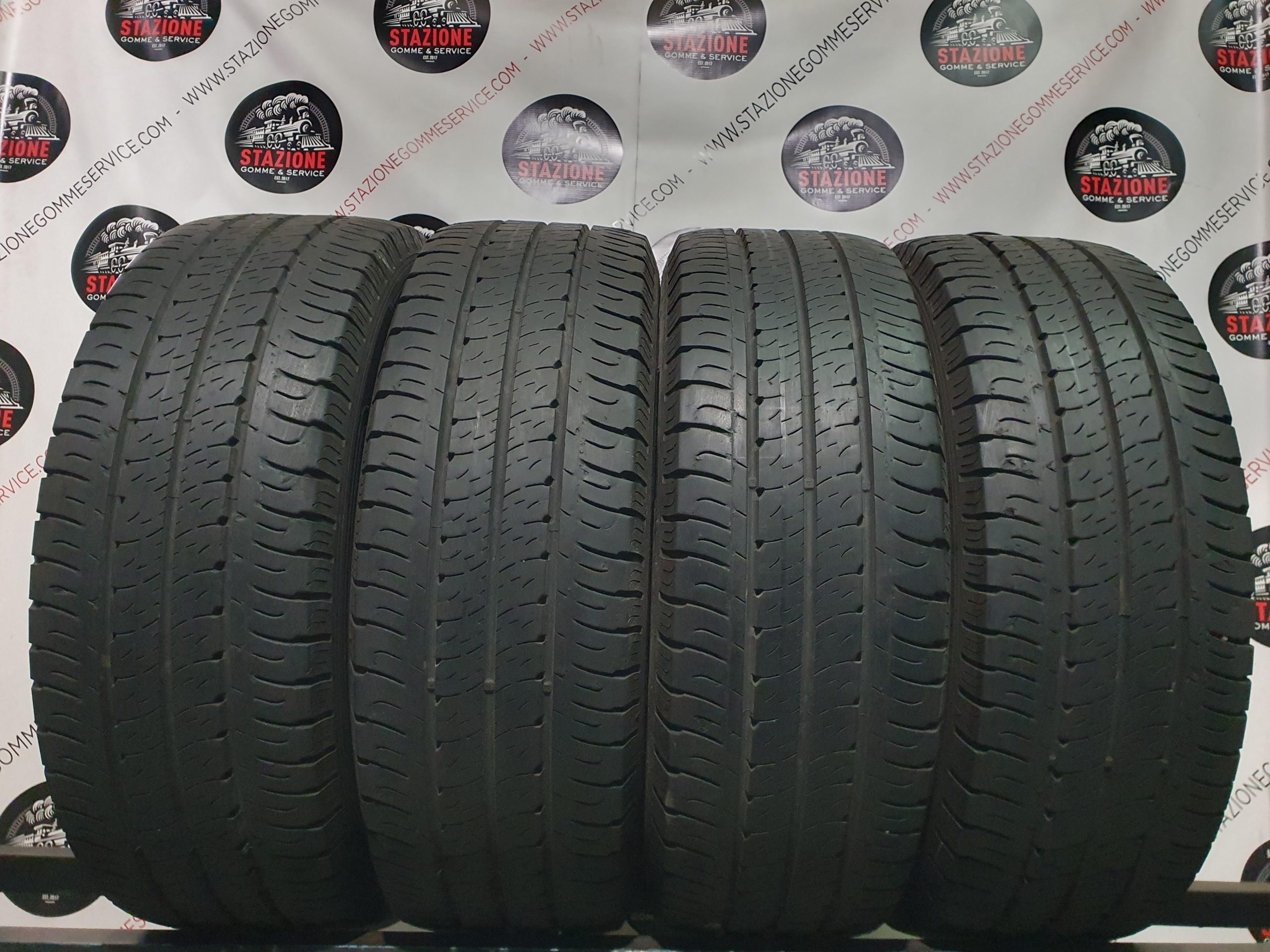 Pneumatico - Gomme estive usate GOODYEAR 215/60 R17C Pneumatico - Gomme estive usate GOODYEAR 215/60 R17C