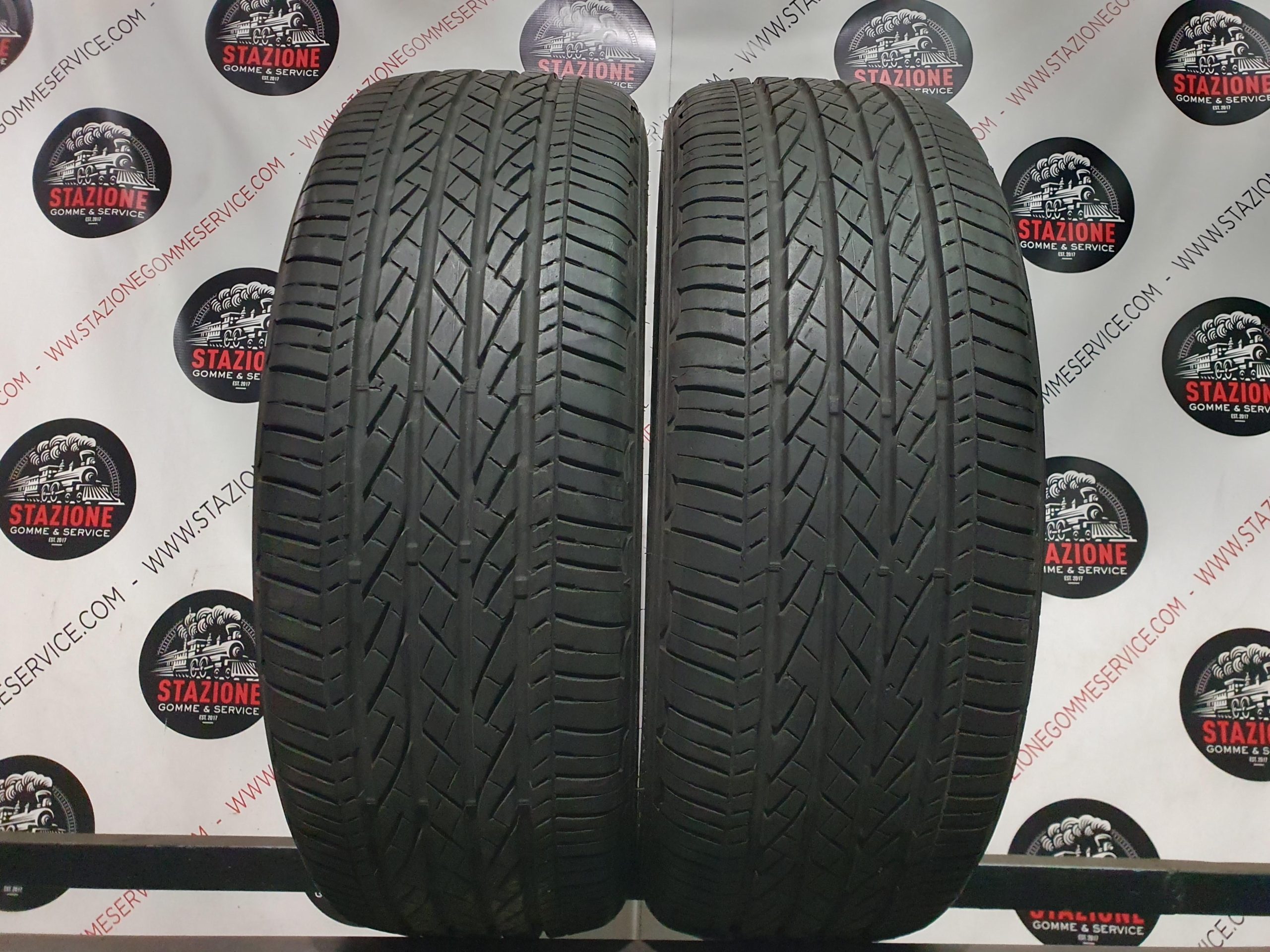 Pneumatico - Gomme 4 stagioni usate BRIDGESTONE 215/60 R17 Pneumatico - Gomme 4 stagioni usate BRIDGESTONE 215/60 R17