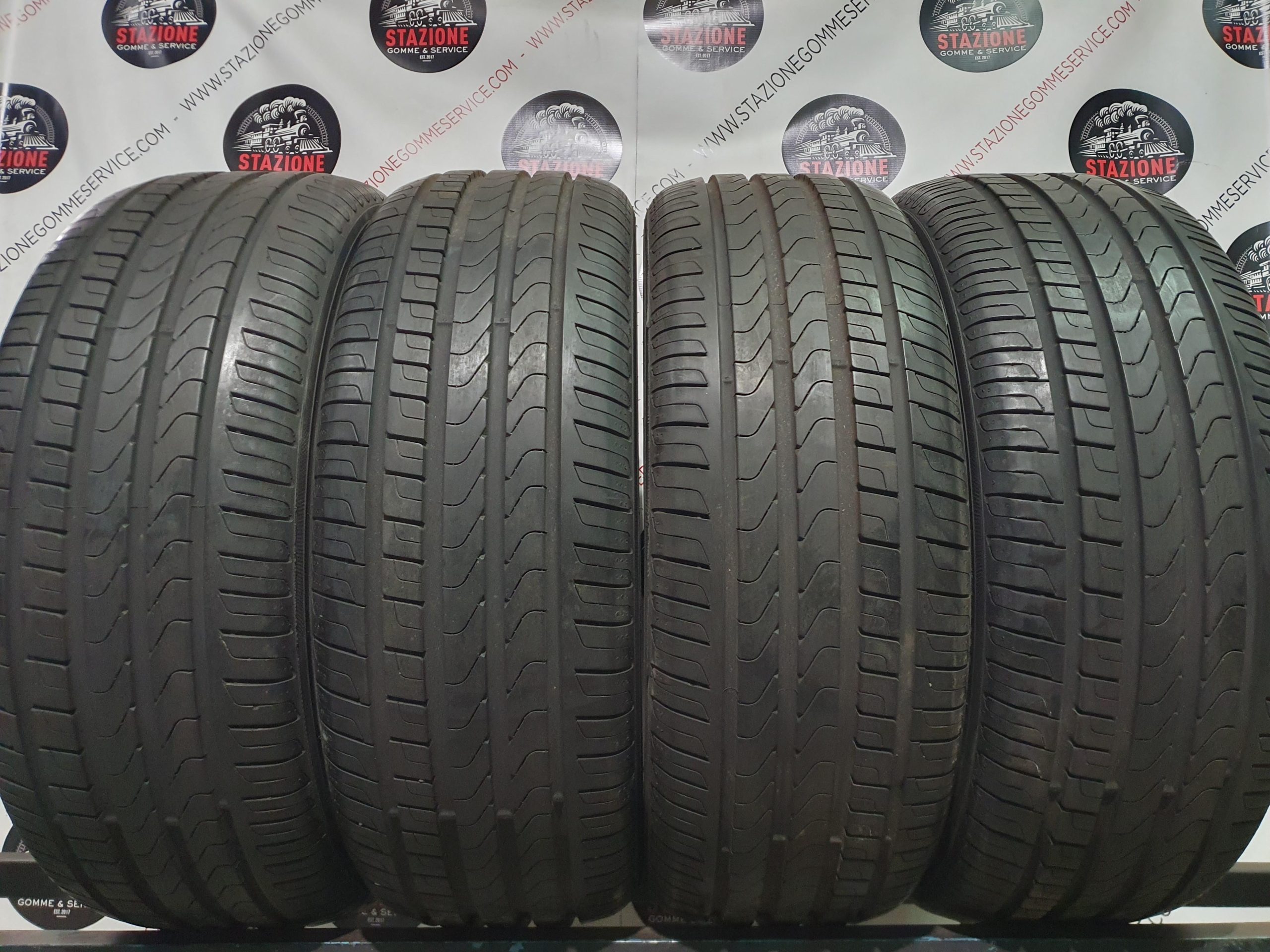 Pneumatico - Gomme estive usate PIRELLI 235/60 R18 Pneumatico - Gomme estive usate PIRELLI 235/60 R18