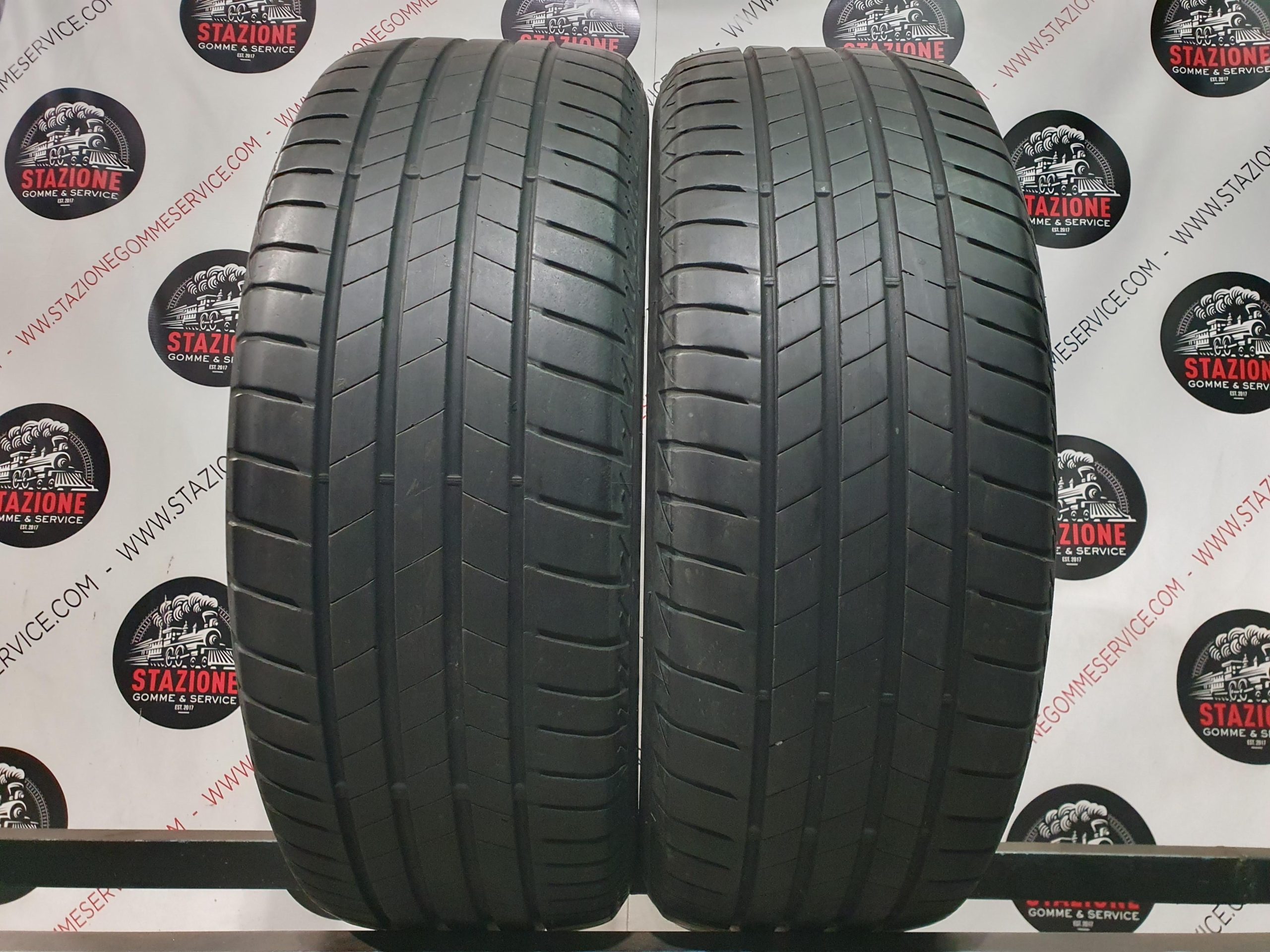Pneumatico - Gomme estive usate BRIDGESTONE 205/60 R16 Pneumatico - Gomme estive usate BRIDGESTONE 205/60 R16