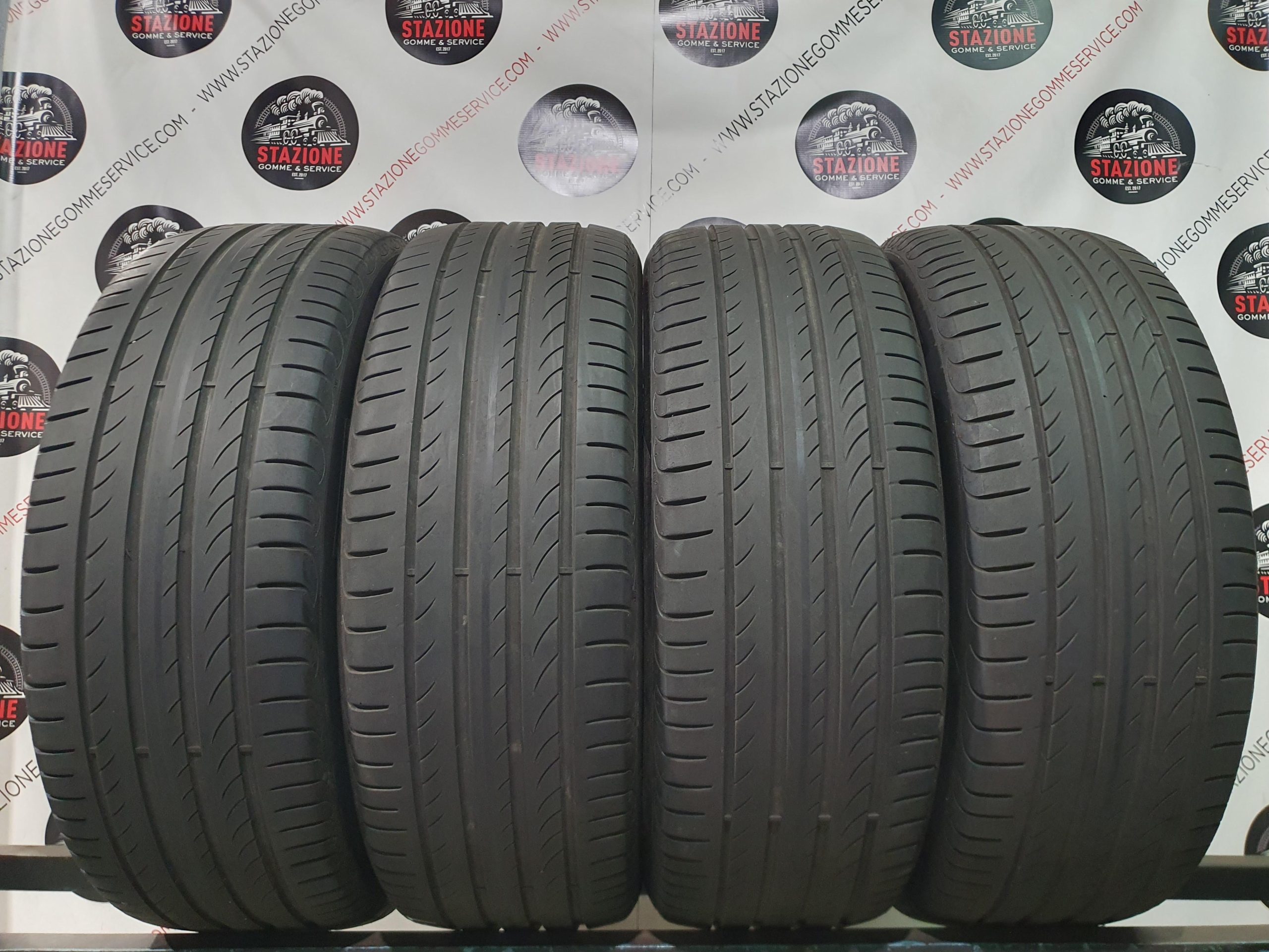 Pneumatico - Gomme estive usate PIRELLI 225/55 R18 Pneumatico - Gomme estive usate PIRELLI 225/55 R18