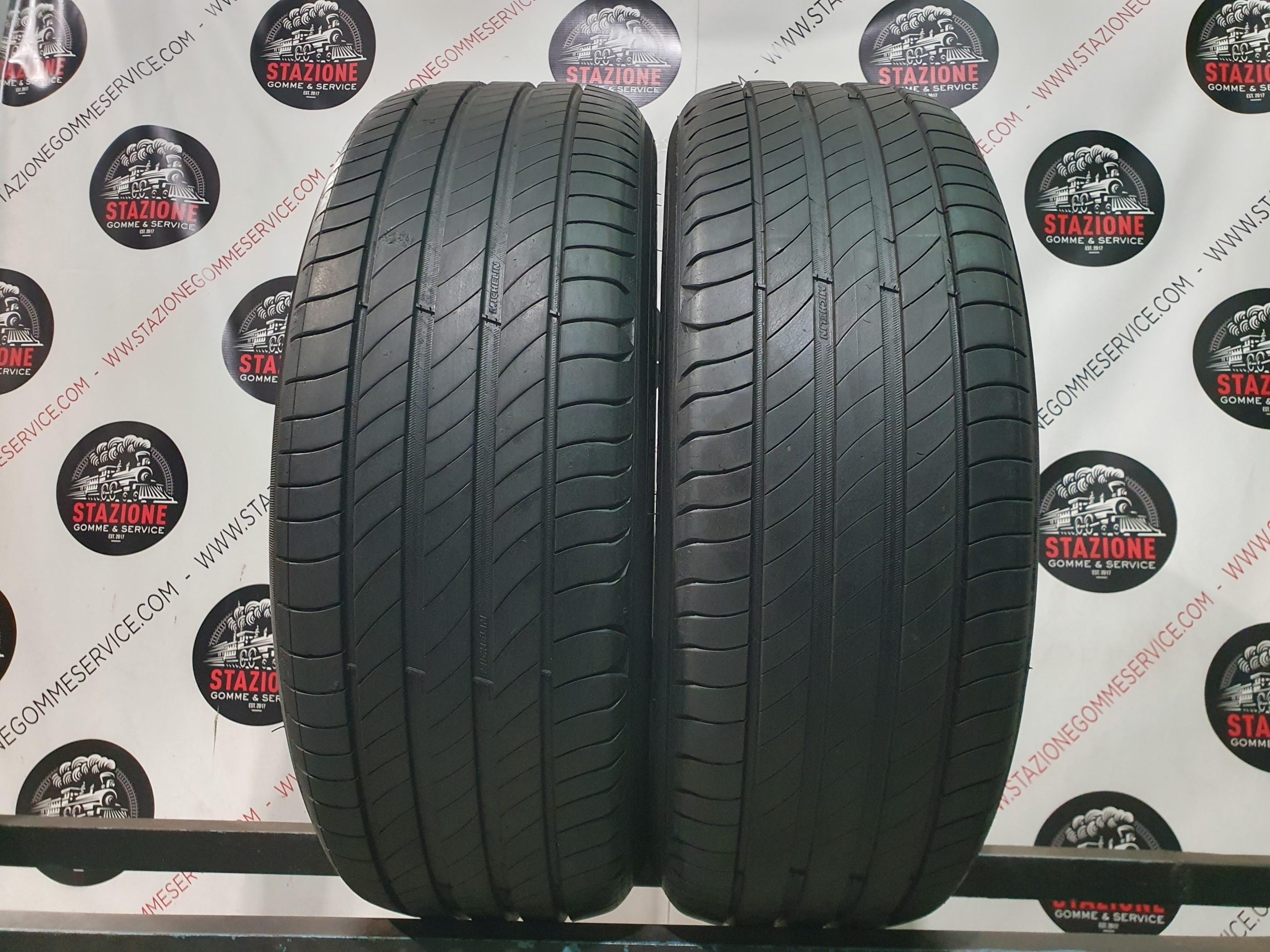 Pneumatico - Gomme estive usate MICHELIN 215/60 R16 Pneumatico - Gomme estive usate MICHELIN 215/60 R16