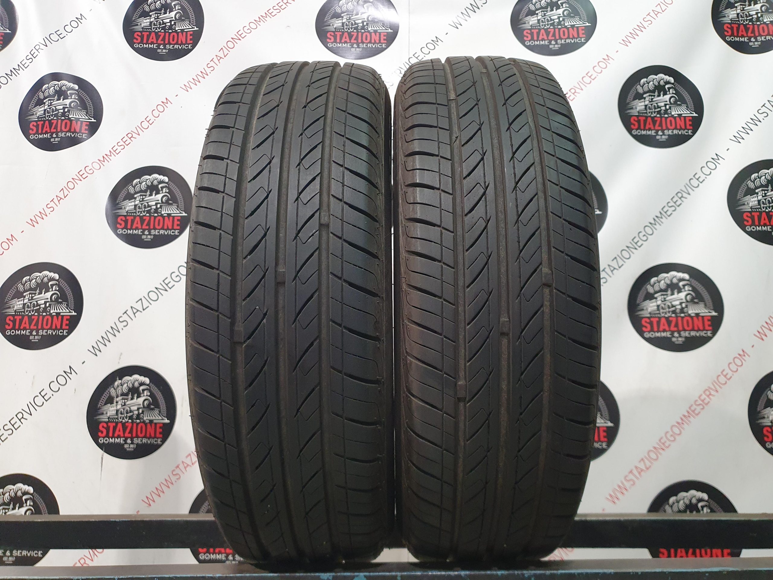 Pneumatico - Gomme estive usate OVATION 175/65 R15 Pneumatico - Gomme estive usate OVATION 175/65 R15