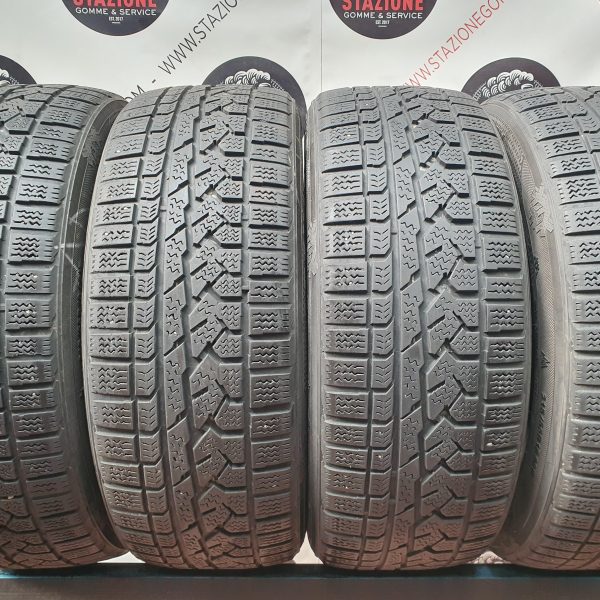 Pneumatico - Gomme invernali usate KUMHO 215/55 R18