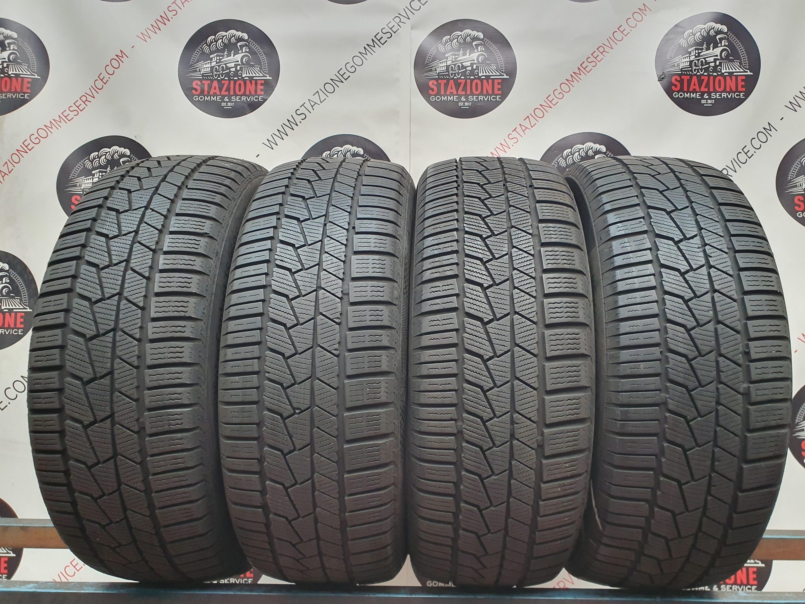 Pneumatico - Gomme invernali usate CONTINENTAL 205/55 R16 Pneumatico - Gomme invernali usate CONTINENTAL 205/55 R16