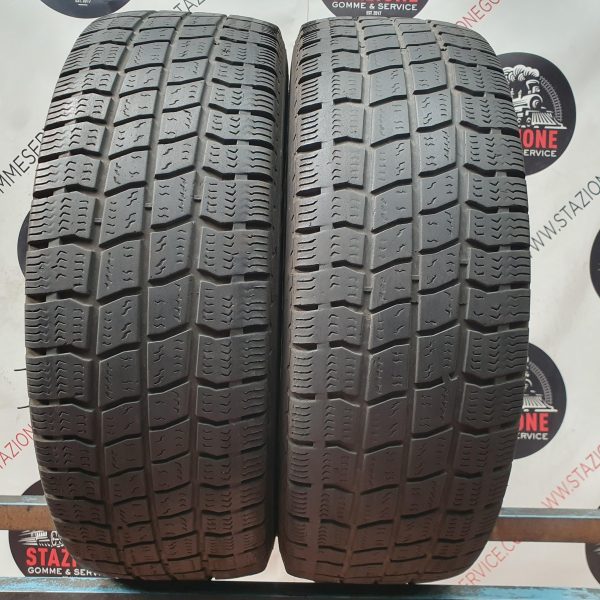 Pneumatico - Gomme invernali usate VREDESTEIN 215/70 R15C