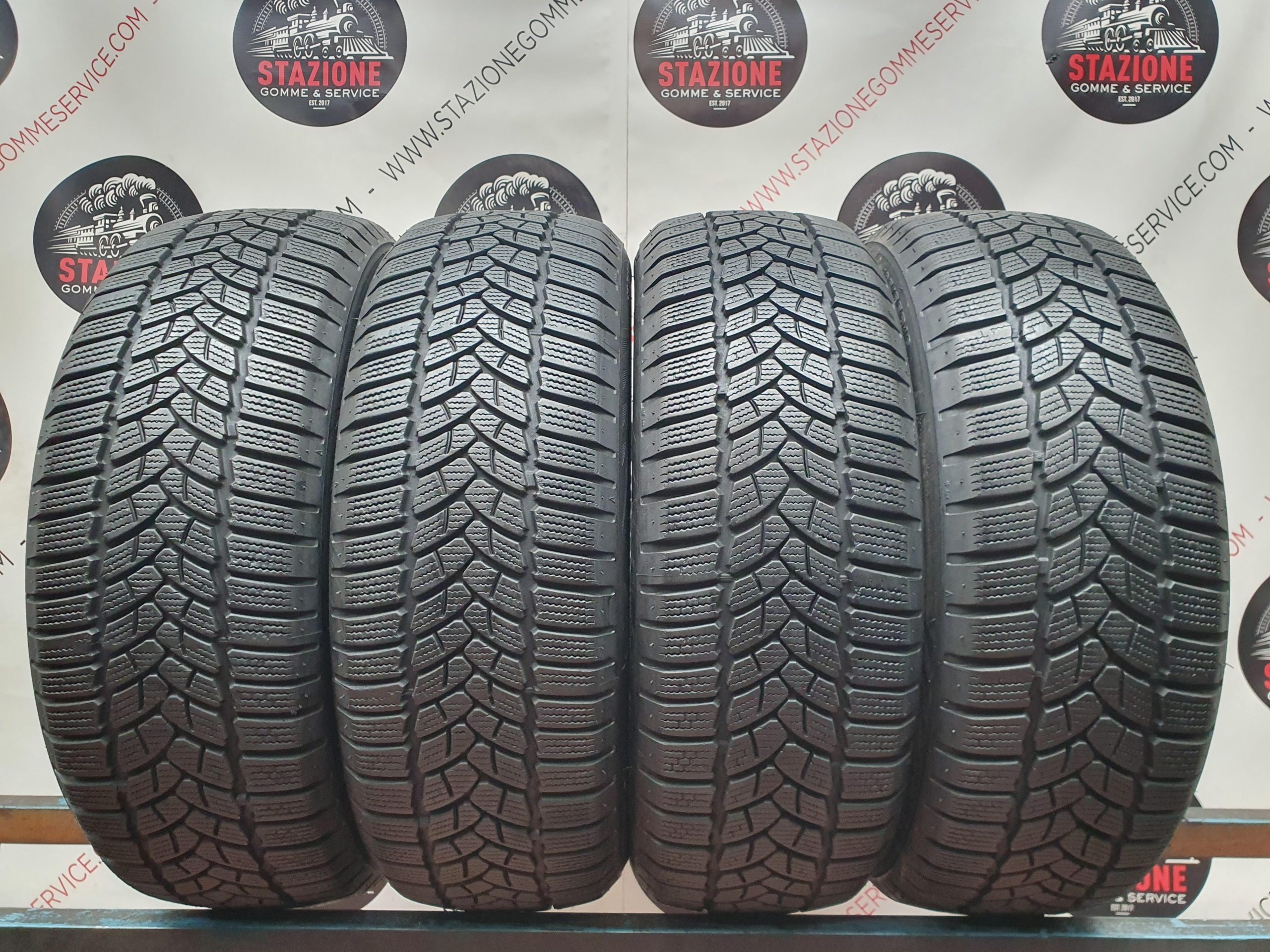 Pneumatico - 4 Gomme invernali usate FIRESTONE 195/55 R16 Pneumatico - 4 Gomme invernali usate FIRESTONE 195/55 R16
