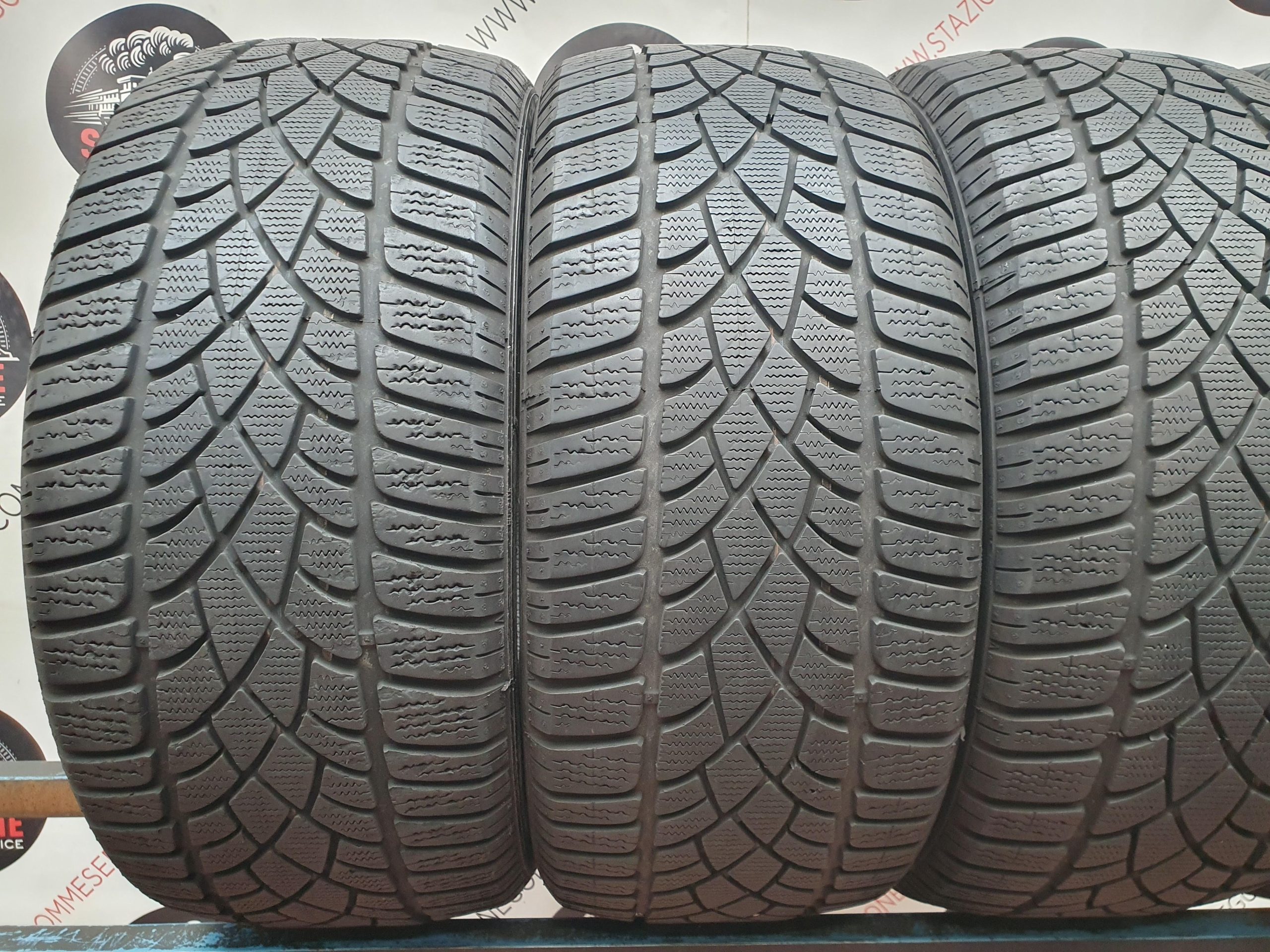Pneumatico - Gomme invernali usate DUNLOP 245/40 R18 Pneumatico - Gomme invernali usate DUNLOP 245/40 R18