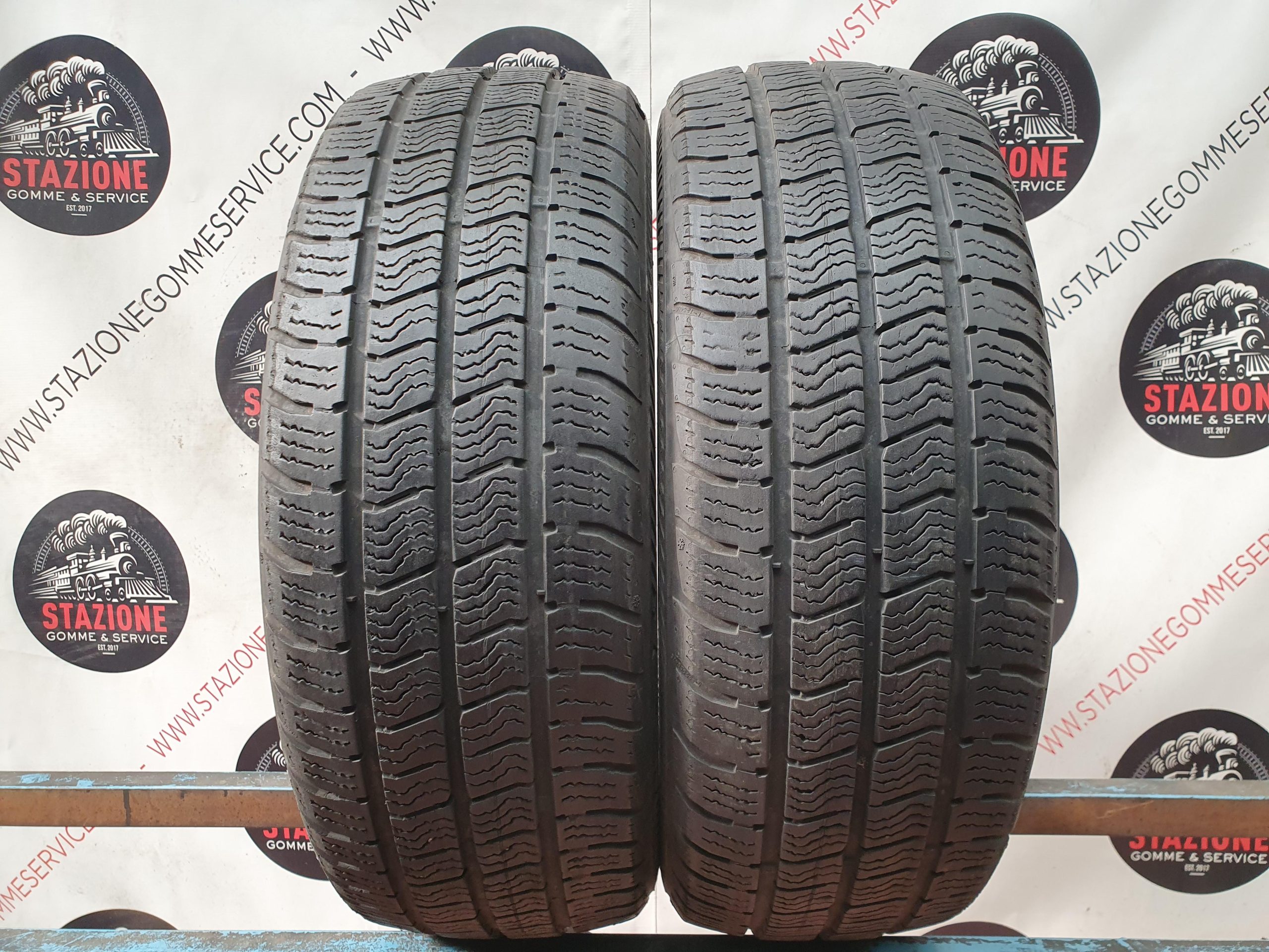 Pneumatico - 2 Gomme invernali usate BARUM 195/60 R16C Pneumatico - 2 Gomme invernali usate BARUM 195/60 R16C
