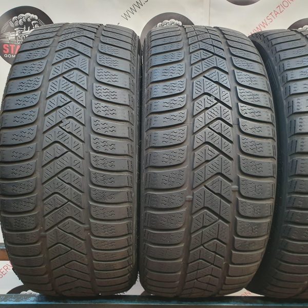 Pneumatico - 4 Gomme invernali usate PIRELLI 225/40 R18